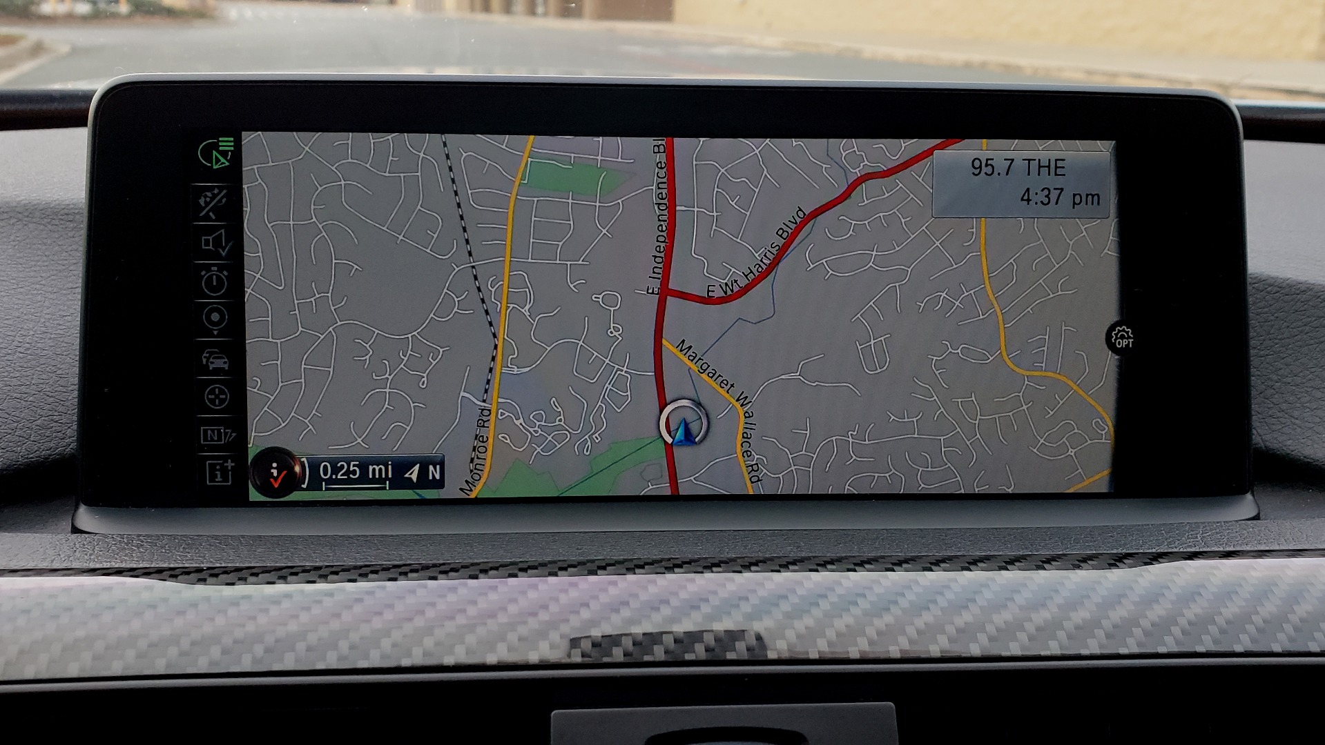Used 2015 BMW M3 EXECUTIVE PKG / NAV / CAMERA / HUD / CARBON FIBER ROOF for sale Sold at Formula Imports in Charlotte NC 28227 61