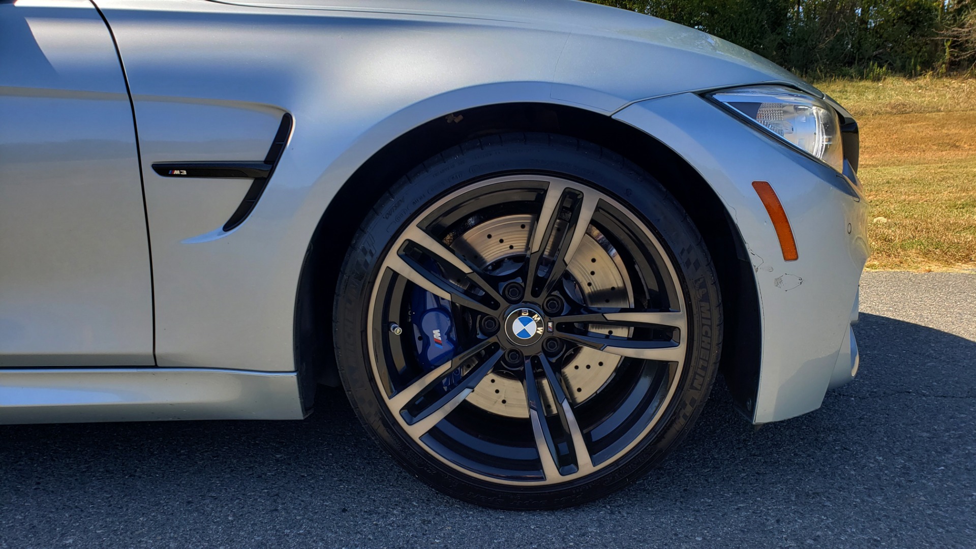Used 2015 BMW M3 EXECUTIVE PKG / NAV / CAMERA / HUD / CARBON FIBER ROOF for sale Sold at Formula Imports in Charlotte NC 28227 94