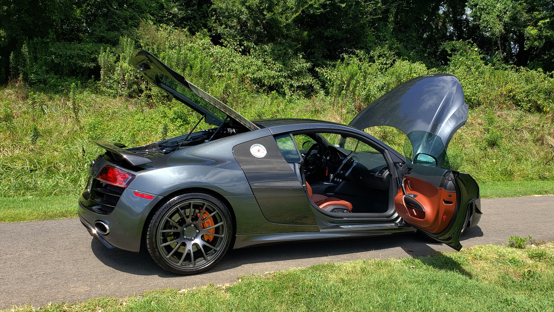 Used 2010 Audi R8 5.2L V10 SUPERCHARGED / AWD / COUPE / CUSTOM TUNED for sale Sold at Formula Imports in Charlotte NC 28227 26