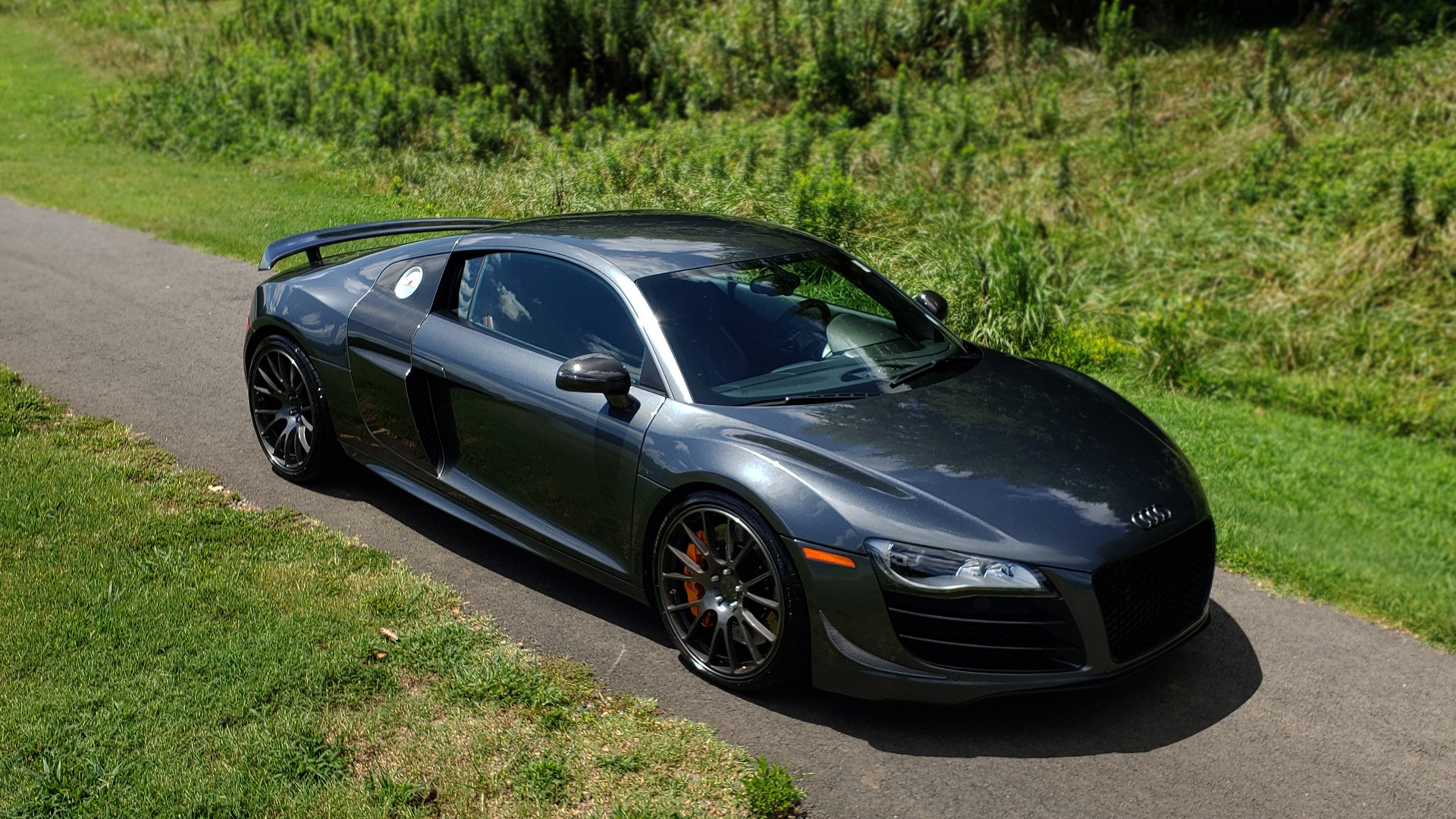 Used 2010 Audi R8 5.2L V10 SUPERCHARGED / AWD / COUPE / CUSTOM TUNED for sale Sold at Formula Imports in Charlotte NC 28227 3