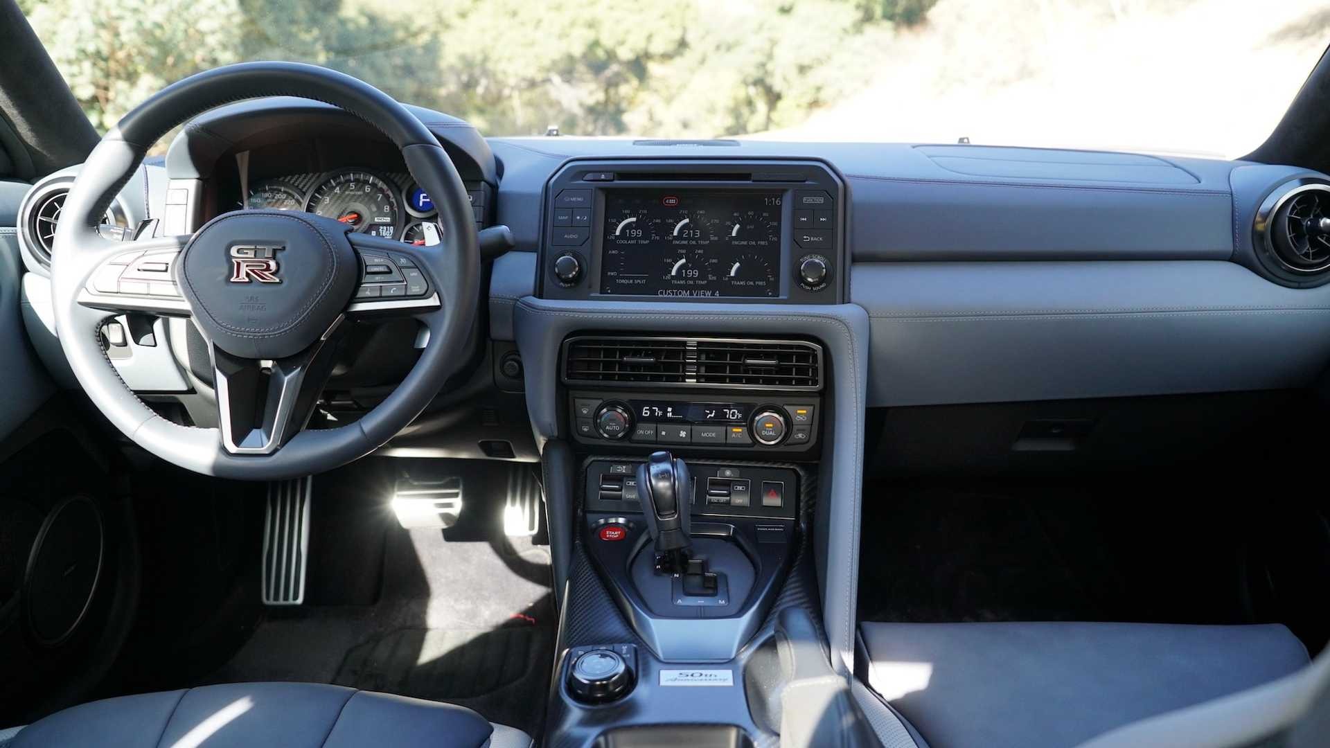 Used 2020 Nissan GT-R Premium for sale Sold at Formula Imports in Charlotte NC 28227 10