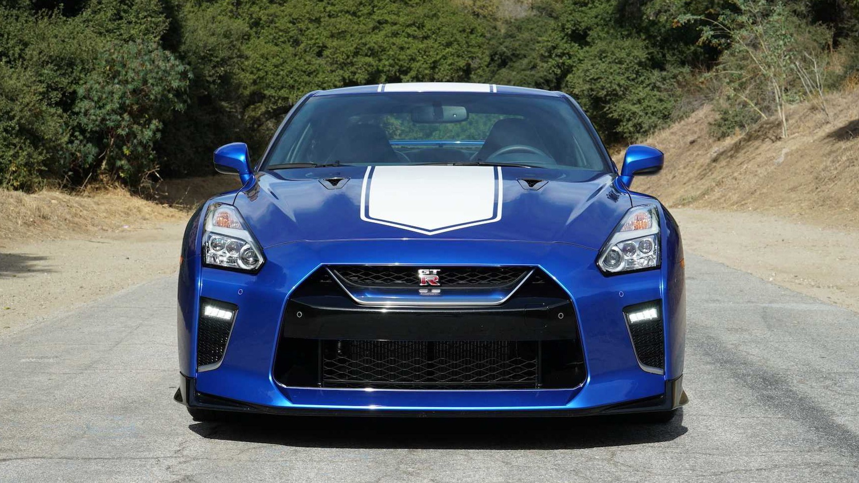 Used 2020 Nissan GT-R Premium for sale Sold at Formula Imports in Charlotte NC 28227 3