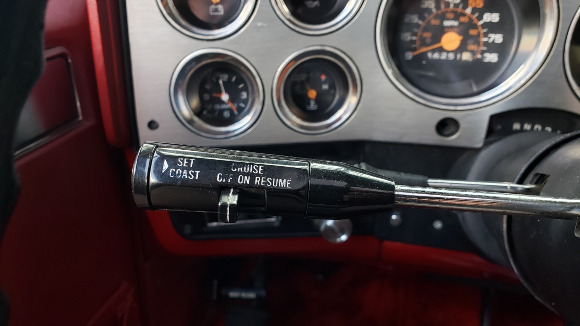 Used 1981 GMC JIMMY K1500 4X4 / 5.0L V8 / AUTO / LIFTED / REMOVABLE TOP for sale Sold at Formula Imports in Charlotte NC 28227 17