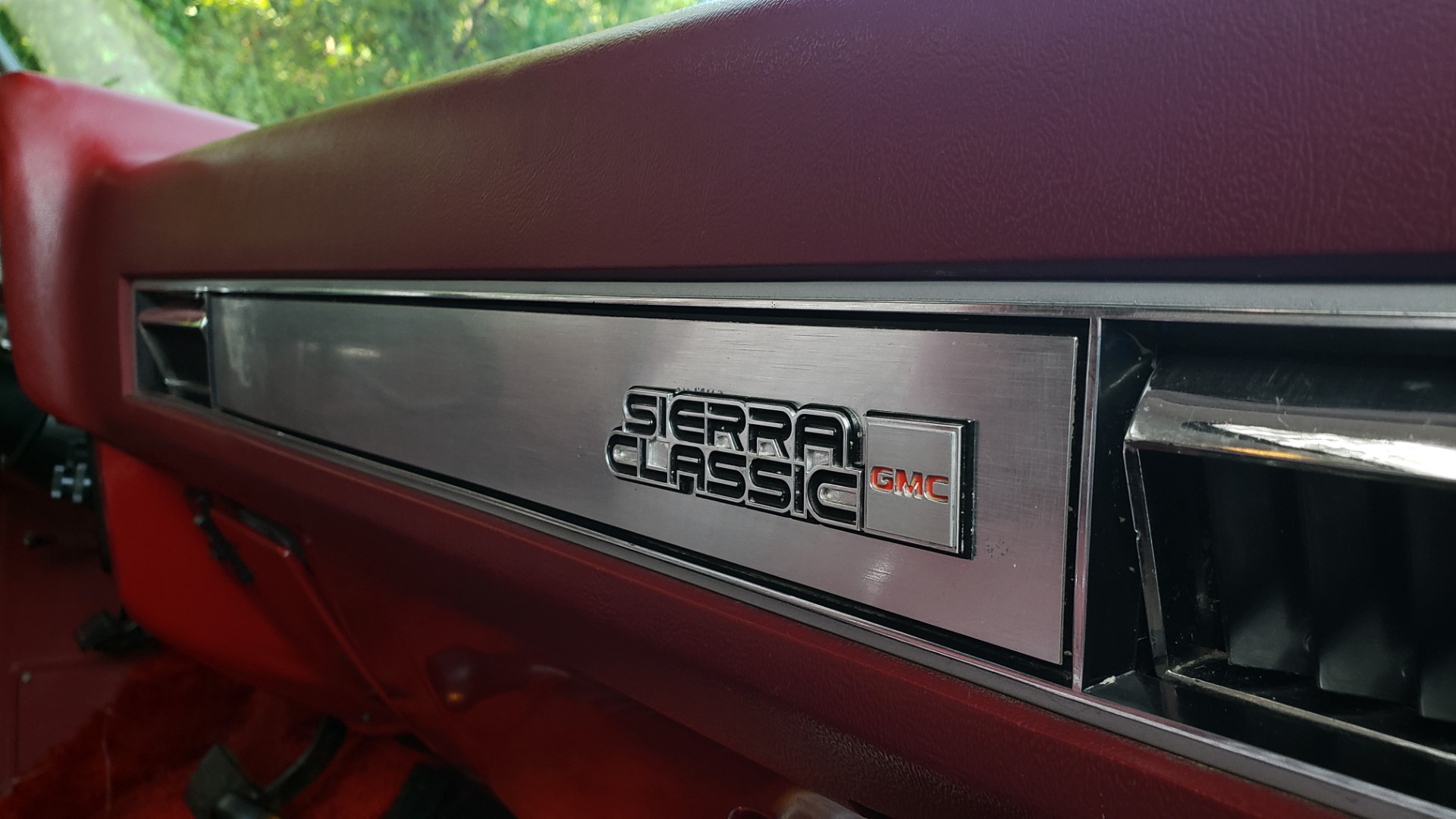 Used 1981 GMC JIMMY K1500 4X4 / 5.0L V8 / AUTO / LIFTED / REMOVABLE TOP for sale Sold at Formula Imports in Charlotte NC 28227 43