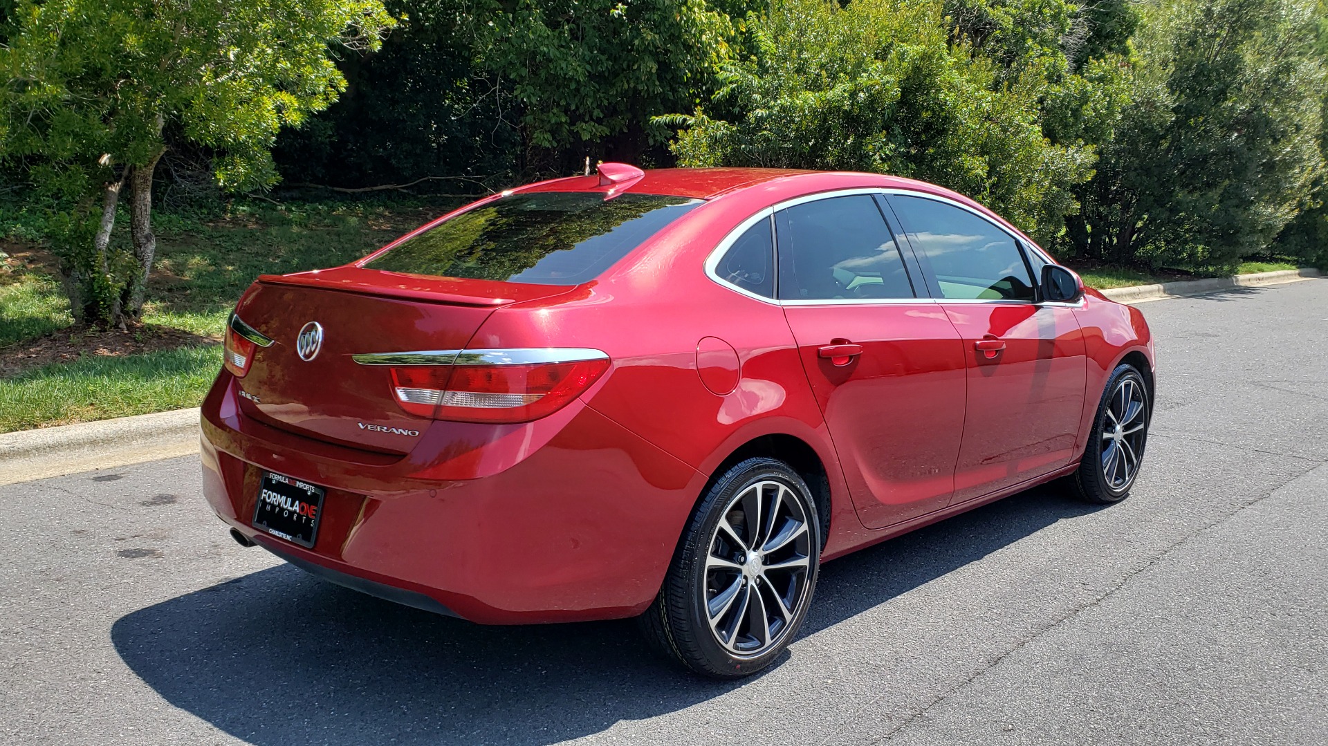 Used 2016 Buick VERANO SPORT TOURING / SUNROOF / HTD STS / 18IN WHEELS / REARVIEW for sale Sold at Formula Imports in Charlotte NC 28227 7
