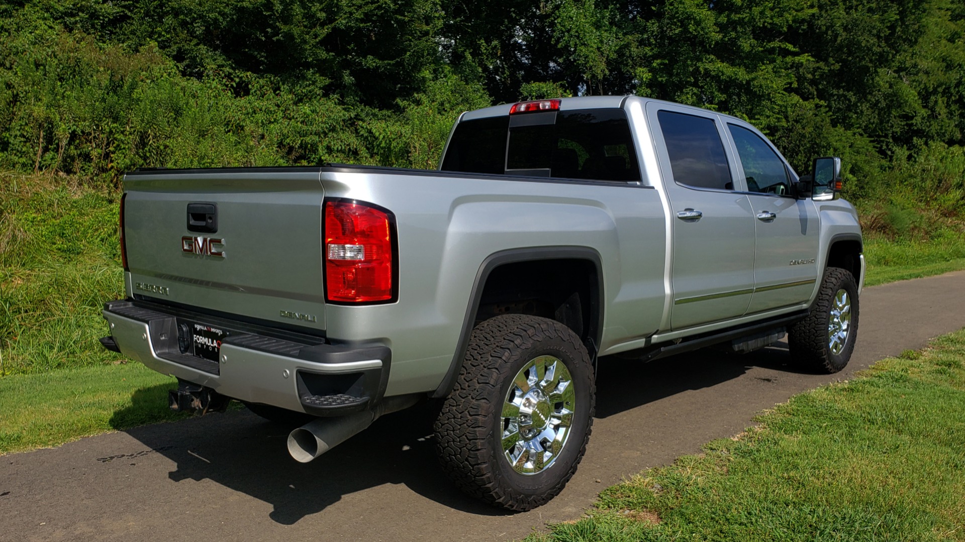 Used 2018 GMC SIERRA 2500HD DENALI 4WD / 6.6L DURAMAX / NAV / SUNROOF / BOSE / REARVIEW for sale Sold at Formula Imports in Charlotte NC 28227 12