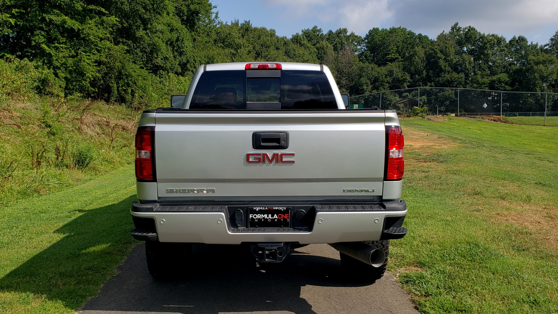 Used 2018 GMC SIERRA 2500HD DENALI 4WD / 6.6L DURAMAX / NAV / SUNROOF / BOSE / REARVIEW for sale Sold at Formula Imports in Charlotte NC 28227 15