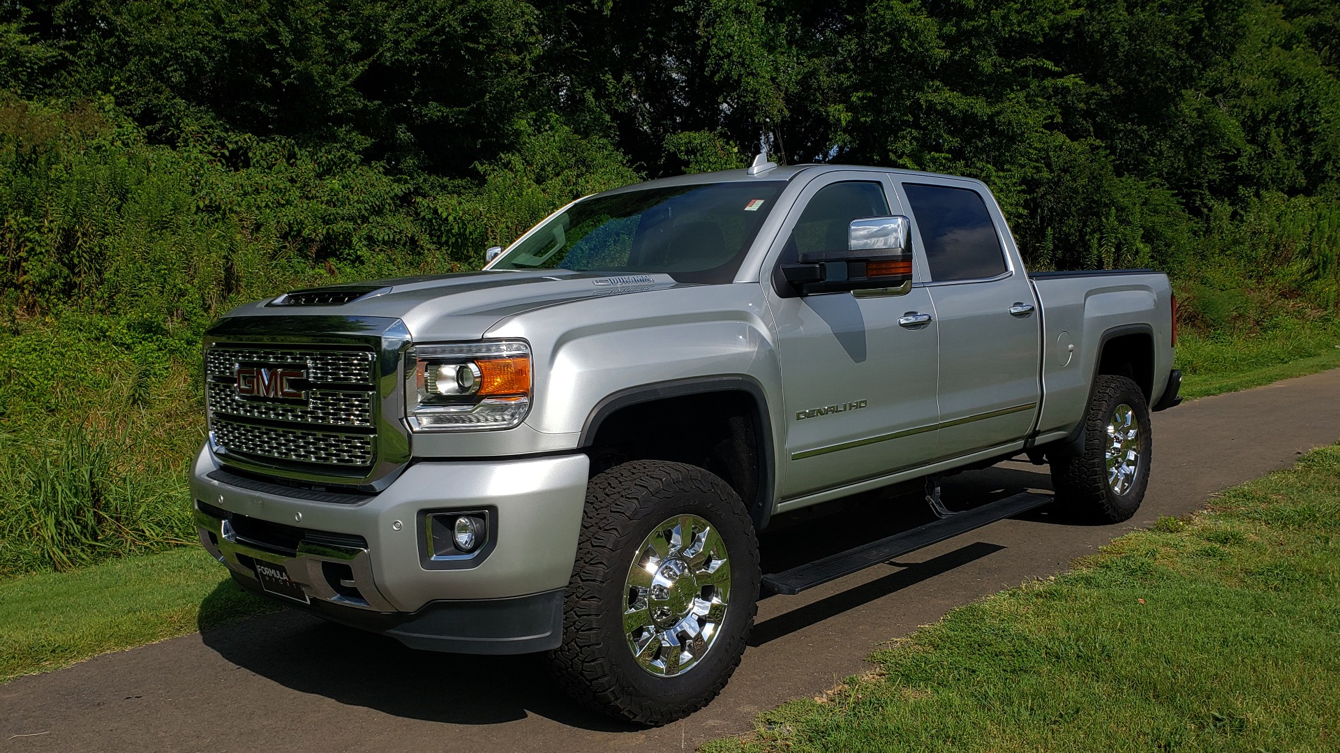 Used 2018 GMC SIERRA 2500HD DENALI 4WD / 6.6L DURAMAX / NAV / SUNROOF / BOSE / REARVIEW for sale Sold at Formula Imports in Charlotte NC 28227 2