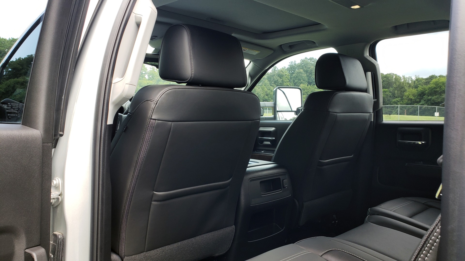 Used 2018 GMC SIERRA 2500HD DENALI 4WD / 6.6L DURAMAX / NAV / SUNROOF / BOSE / REARVIEW for sale Sold at Formula Imports in Charlotte NC 28227 71