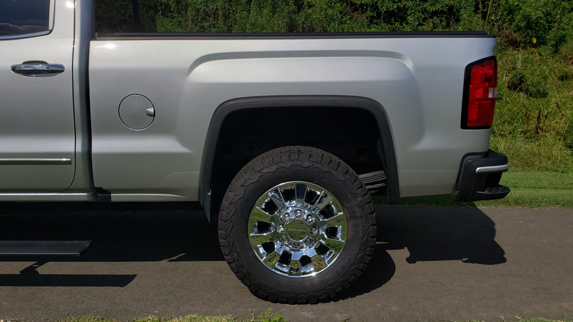 Used 2018 GMC SIERRA 2500HD DENALI 4WD / 6.6L DURAMAX / NAV / SUNROOF / BOSE / REARVIEW for sale Sold at Formula Imports in Charlotte NC 28227 89