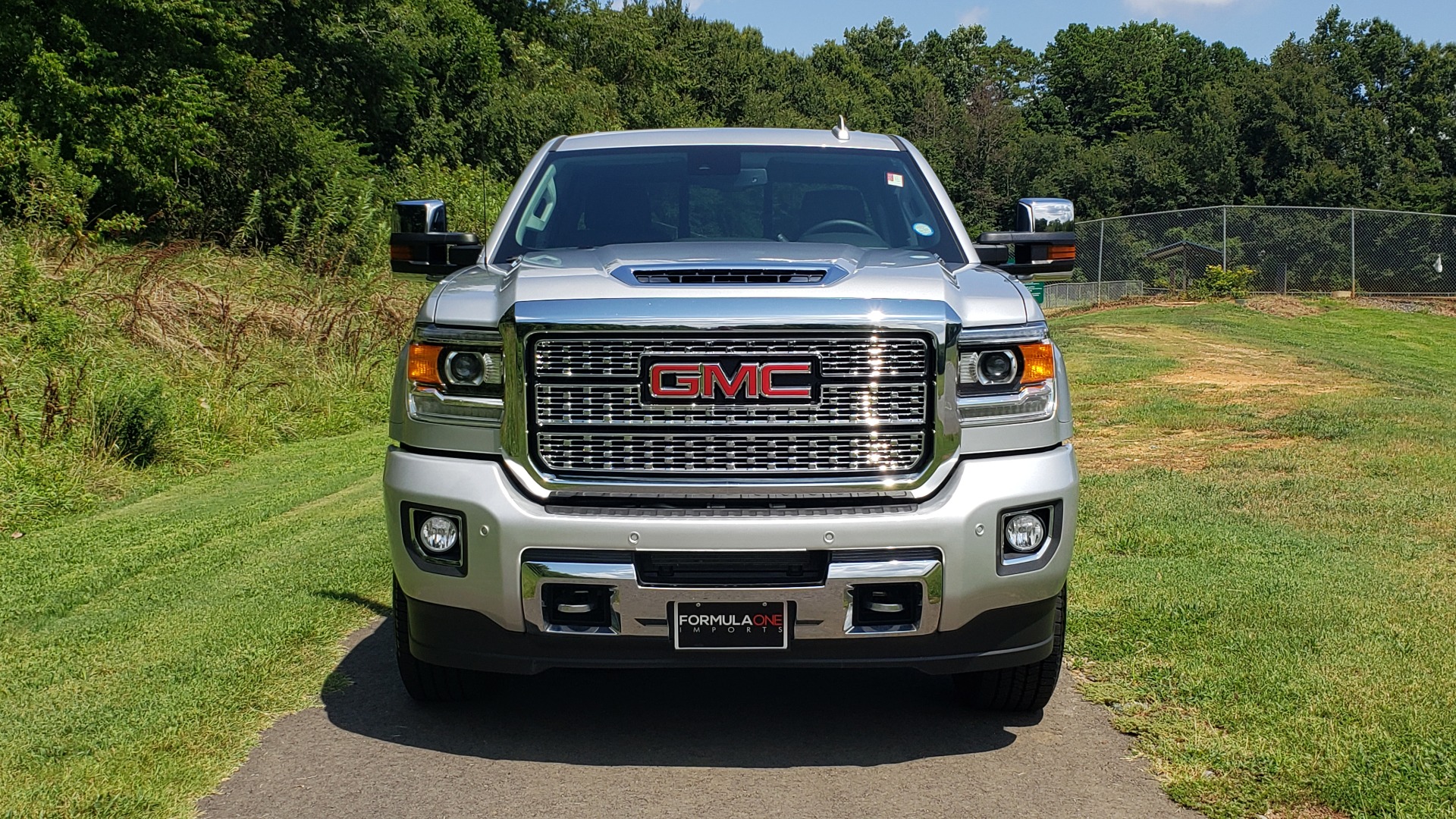 Used 2018 GMC Sierra 2500HD Denali for sale Sold at Formula Imports in Charlotte NC 28227 12