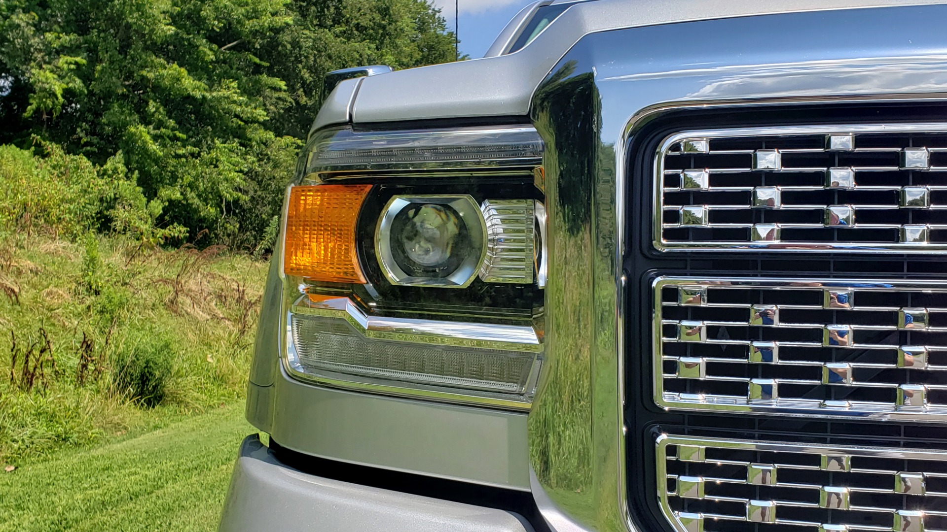 Used 2018 GMC Sierra 2500HD Denali for sale Sold at Formula Imports in Charlotte NC 28227 13