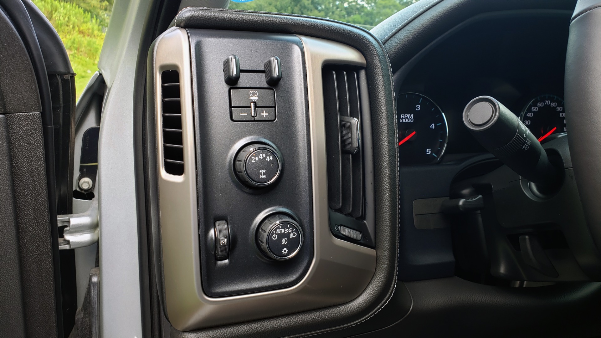 Used 2018 GMC Sierra 2500HD Denali for sale Sold at Formula Imports in Charlotte NC 28227 44