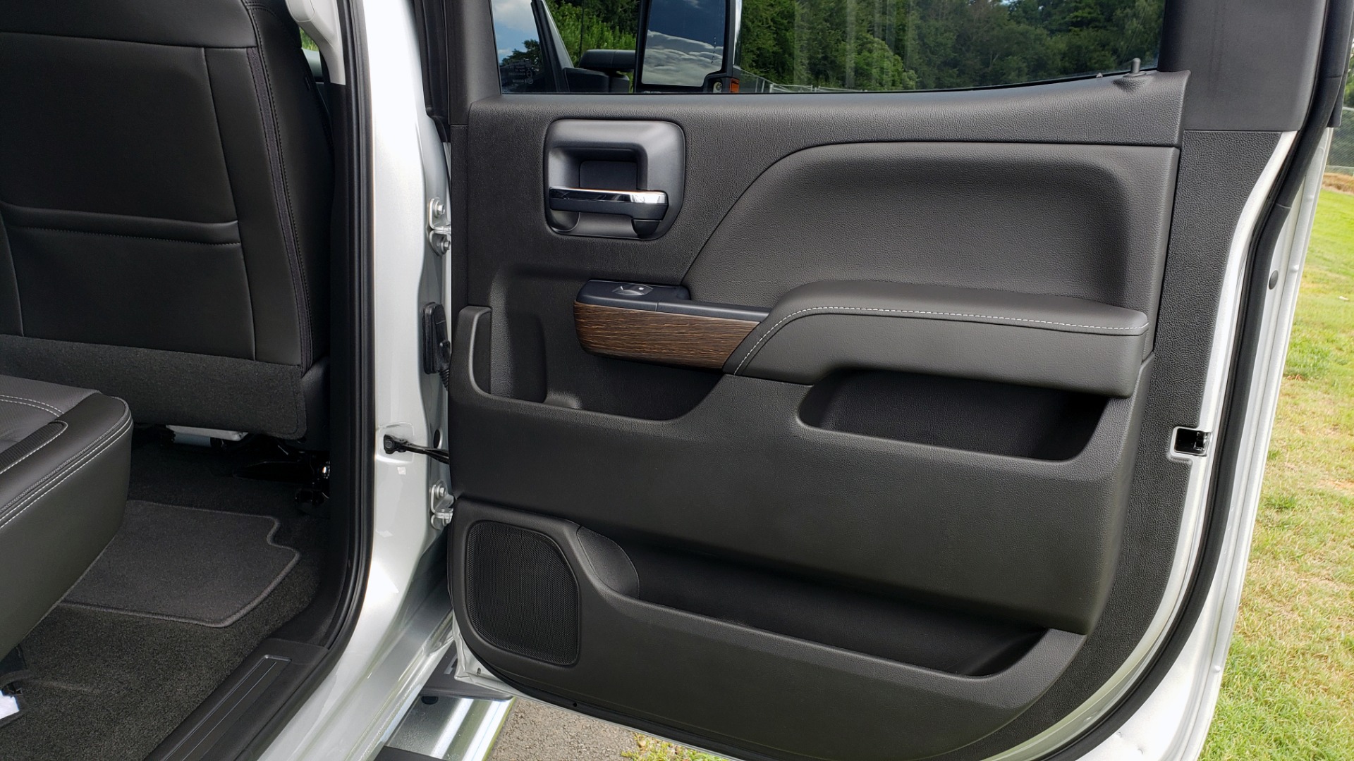 Used 2018 GMC Sierra 2500HD Denali for sale Sold at Formula Imports in Charlotte NC 28227 80