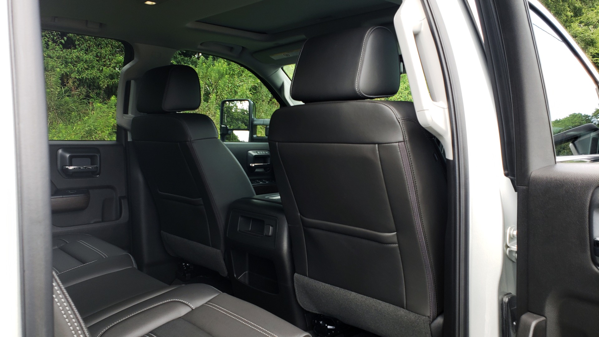 Used 2018 GMC Sierra 2500HD Denali for sale Sold at Formula Imports in Charlotte NC 28227 84