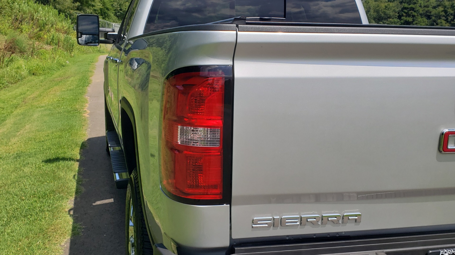 Used 2018 GMC Sierra 2500HD Denali for sale Sold at Formula Imports in Charlotte NC 28227 21