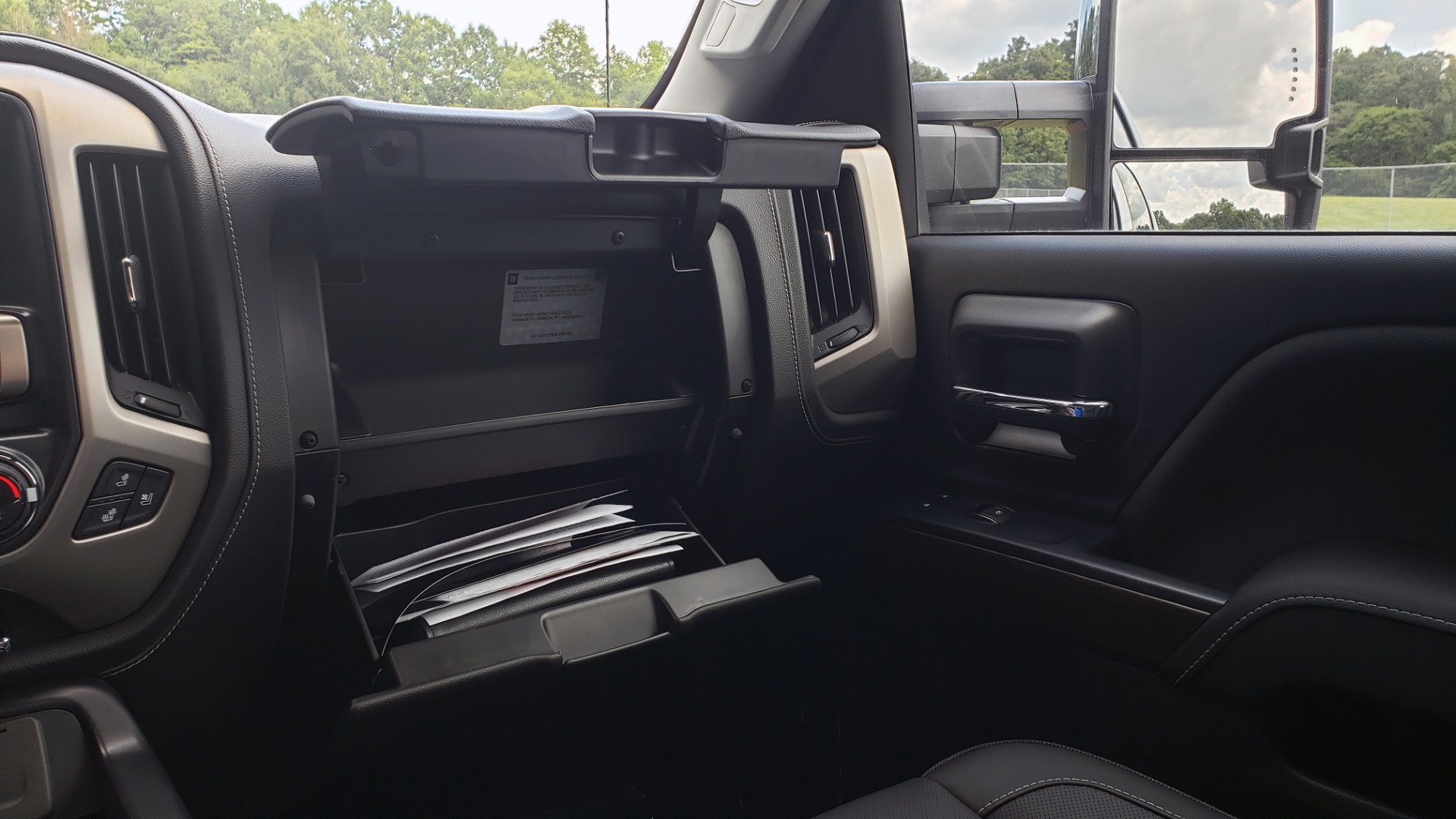 Used 2018 GMC Sierra 2500HD Denali for sale Sold at Formula Imports in Charlotte NC 28227 58