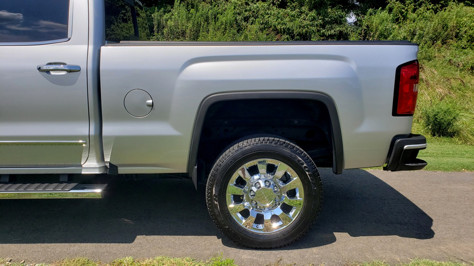 Used 2018 GMC Sierra 2500HD Denali for sale Sold at Formula Imports in Charlotte NC 28227 91