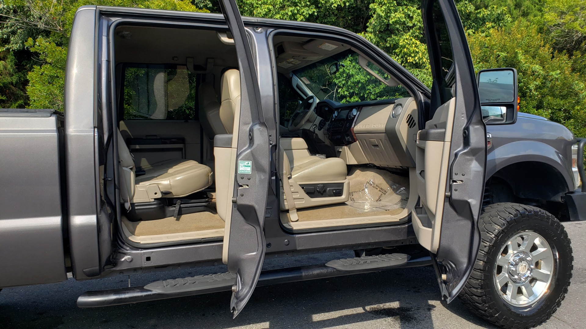Used 2008 Ford Super Duty F-250 SRW Lariat for sale Sold at Formula Imports in Charlotte NC 28227 13