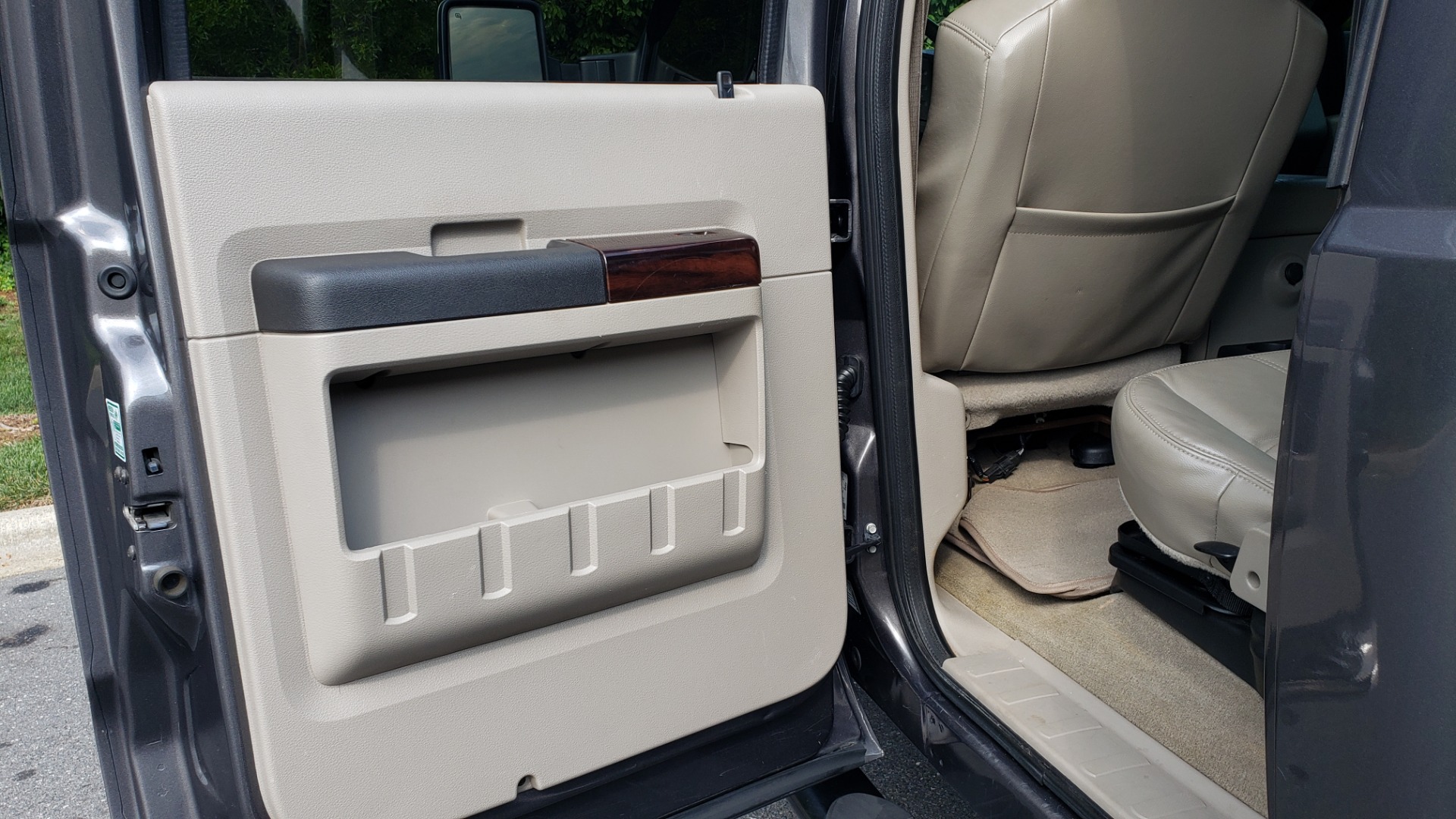 Used 2008 Ford Super Duty F-250 SRW Lariat for sale Sold at Formula Imports in Charlotte NC 28227 50