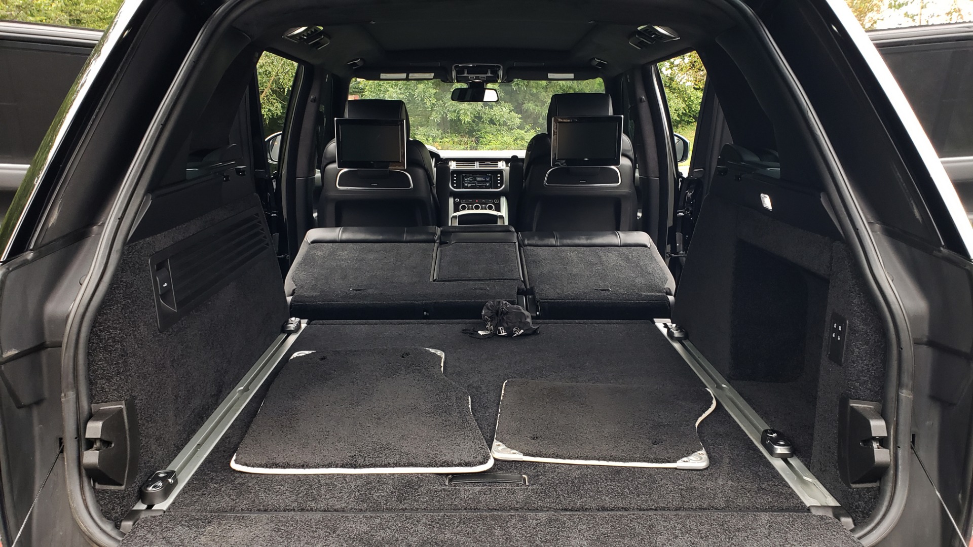 Used 2016 Land Rover RANGE ROVER AUTOBIOGRAPHY / SC-V8 / LWB / PANO-ROOF / NAV / MERIDIAN / ENT / REARVIEW for sale Sold at Formula Imports in Charlotte NC 28227 23