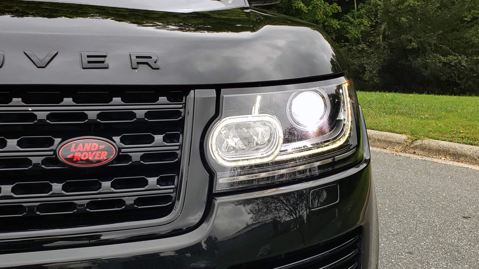 Used 2016 Land Rover RANGE ROVER AUTOBIOGRAPHY / SC-V8 / LWB / PANO-ROOF / NAV / MERIDIAN / ENT / REARVIEW for sale Sold at Formula Imports in Charlotte NC 28227 30