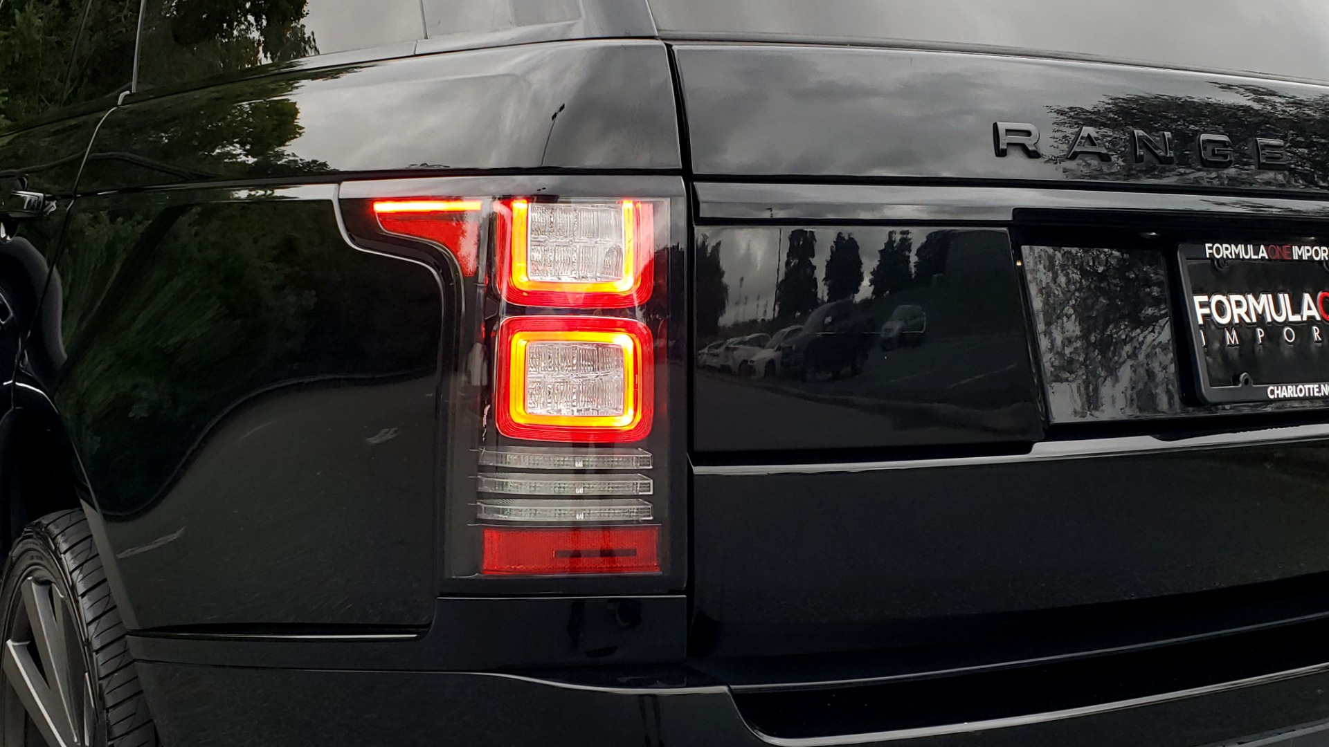 Used 2016 Land Rover RANGE ROVER AUTOBIOGRAPHY / SC-V8 / LWB / PANO-ROOF / NAV / MERIDIAN / ENT / REARVIEW for sale Sold at Formula Imports in Charlotte NC 28227 36