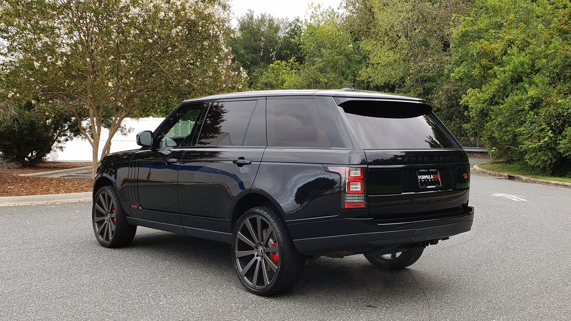 Used 2016 Land Rover RANGE ROVER AUTOBIOGRAPHY / SC-V8 / LWB / PANO-ROOF / NAV / MERIDIAN / ENT / REARVIEW for sale Sold at Formula Imports in Charlotte NC 28227 4