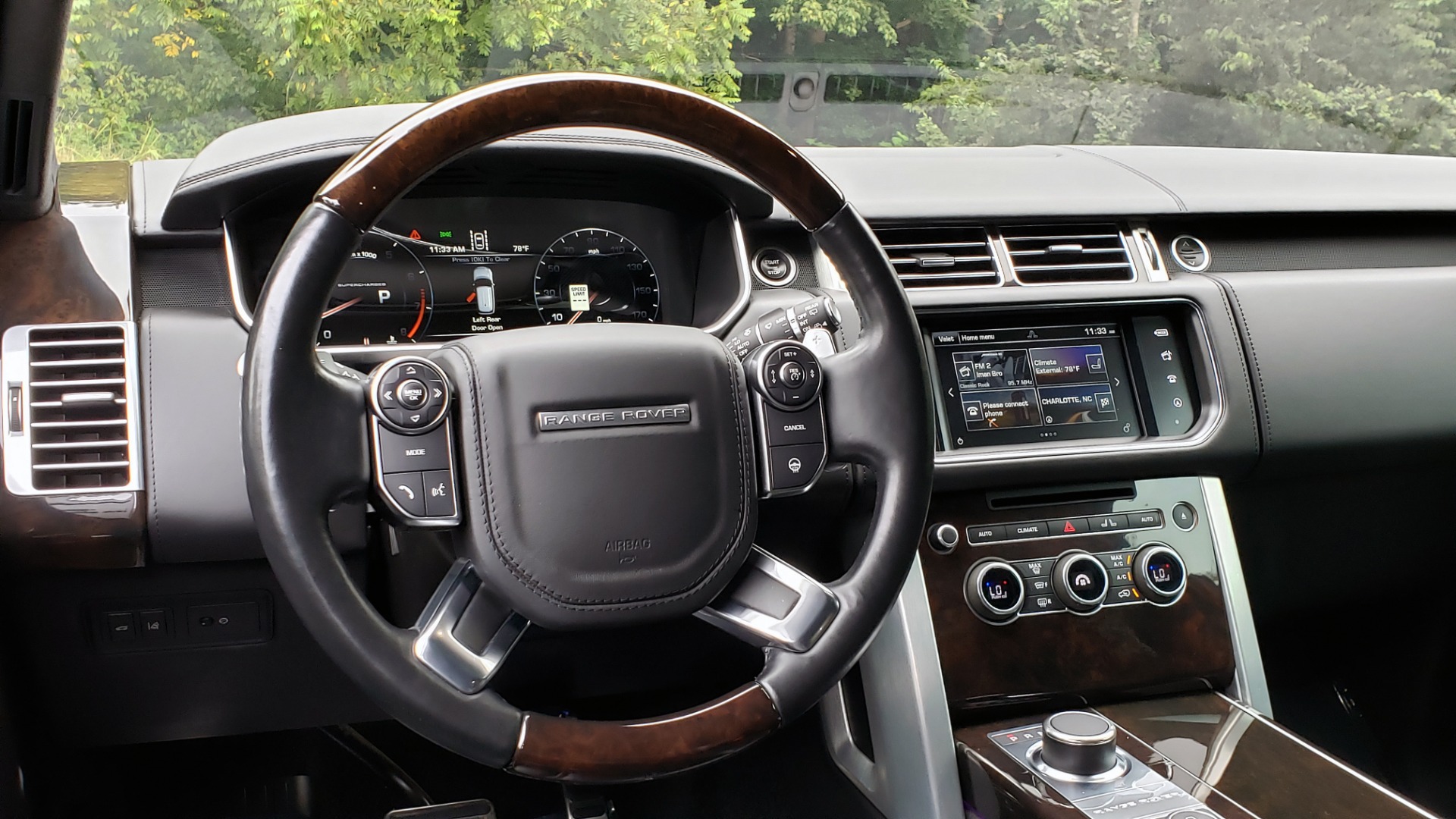 Used 2016 Land Rover RANGE ROVER AUTOBIOGRAPHY / SC-V8 / LWB / PANO-ROOF / NAV / MERIDIAN / ENT / REARVIEW for sale Sold at Formula Imports in Charlotte NC 28227 49