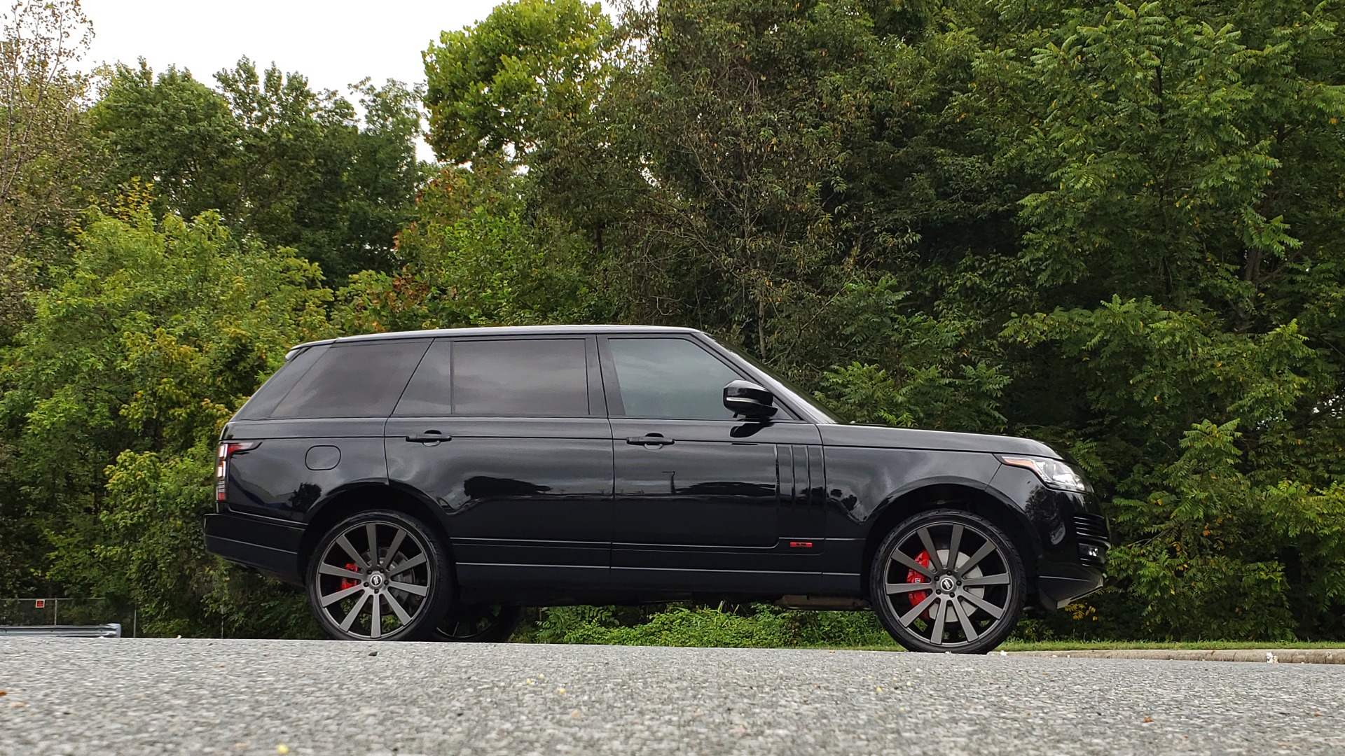 Used 2016 Land Rover RANGE ROVER AUTOBIOGRAPHY / SC-V8 / LWB / PANO-ROOF / NAV / MERIDIAN / ENT / REARVIEW for sale Sold at Formula Imports in Charlotte NC 28227 6