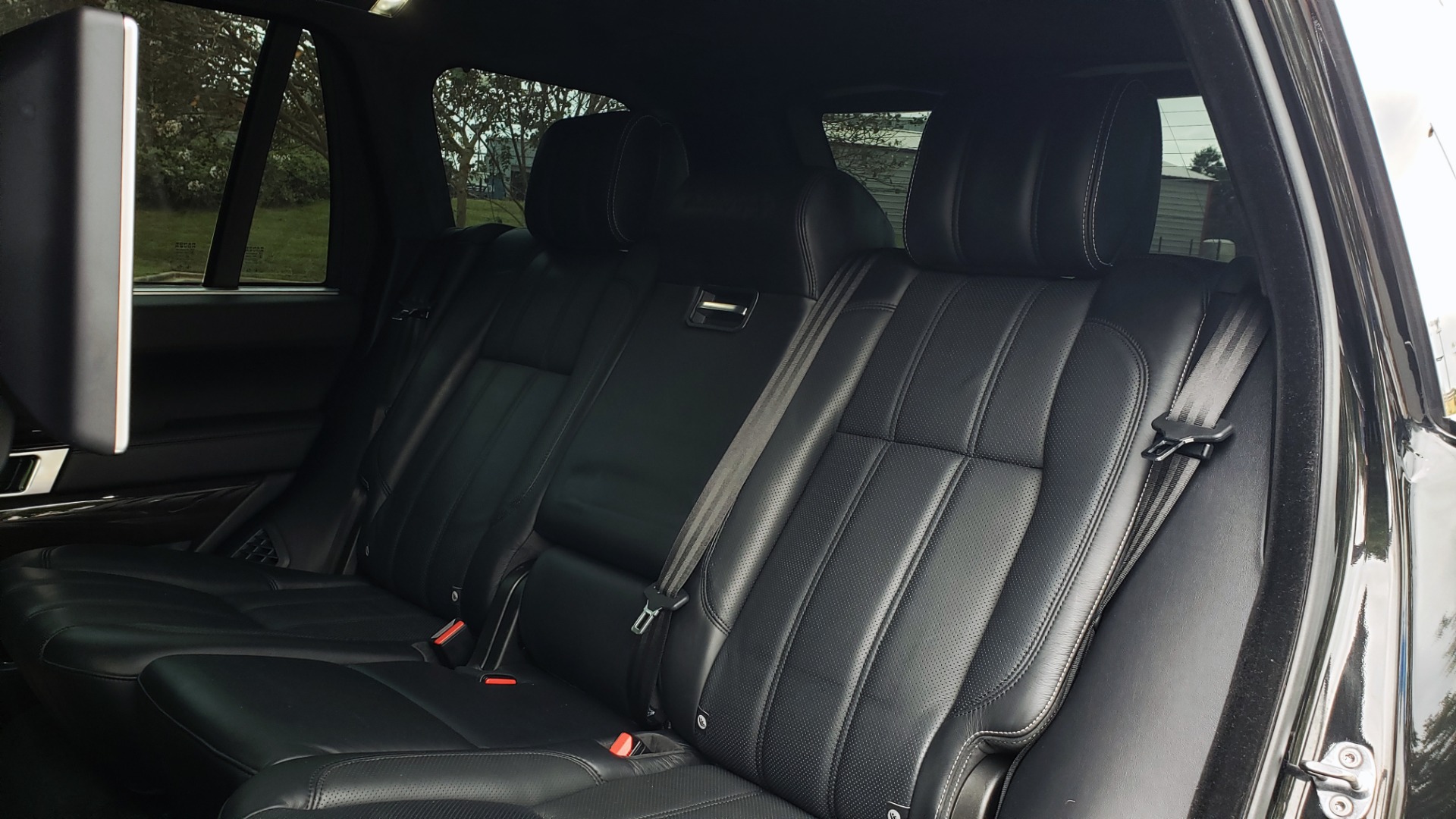 Used 2016 Land Rover RANGE ROVER AUTOBIOGRAPHY / SC-V8 / LWB / PANO-ROOF / NAV / MERIDIAN / ENT / REARVIEW for sale Sold at Formula Imports in Charlotte NC 28227 77