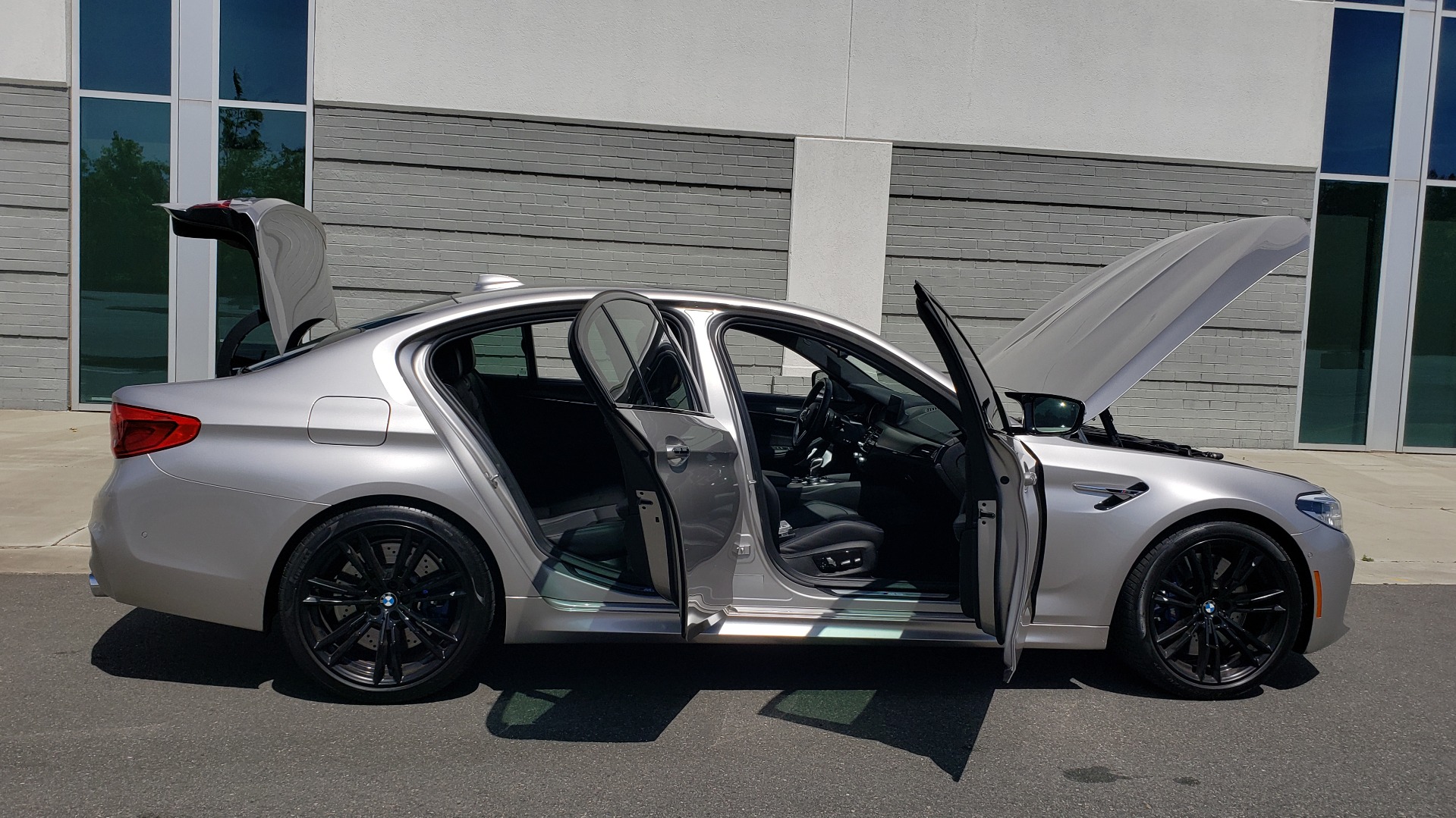 Used 2018 BMW M5 for sale Sold at Formula Imports in Charlotte NC 28227 12