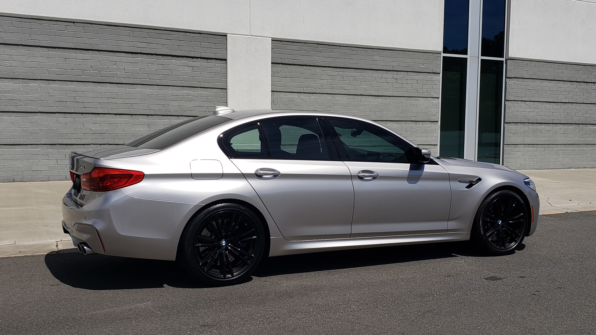 Used 2018 BMW M5 for sale Sold at Formula Imports in Charlotte NC 28227 9