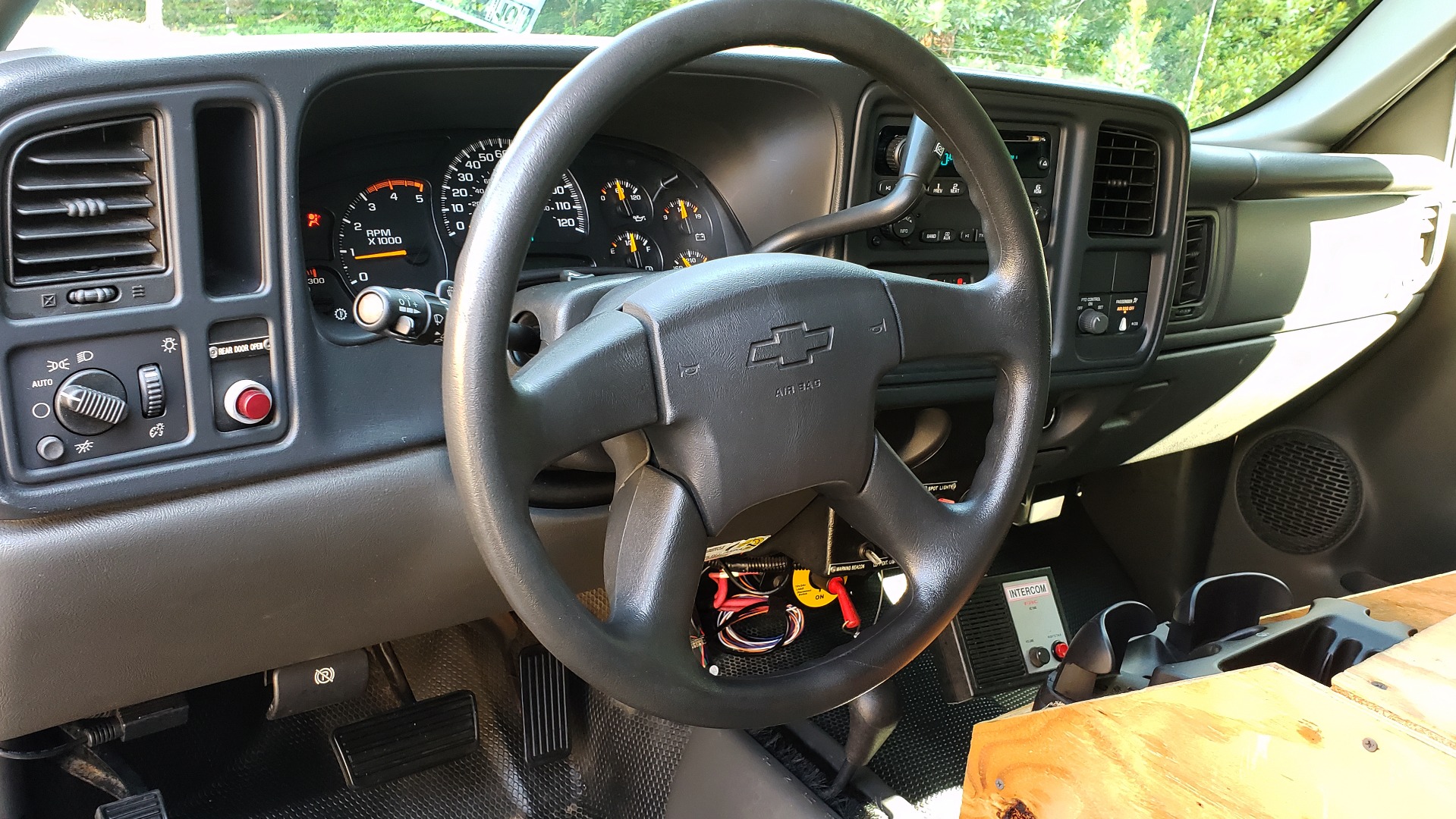Used 2005 Chevrolet SILVERADO 3500 DRW / 4WD / REG CAB / 6.6L DURAMAX / DOOMSDAY PREPPER for sale Sold at Formula Imports in Charlotte NC 28227 14
