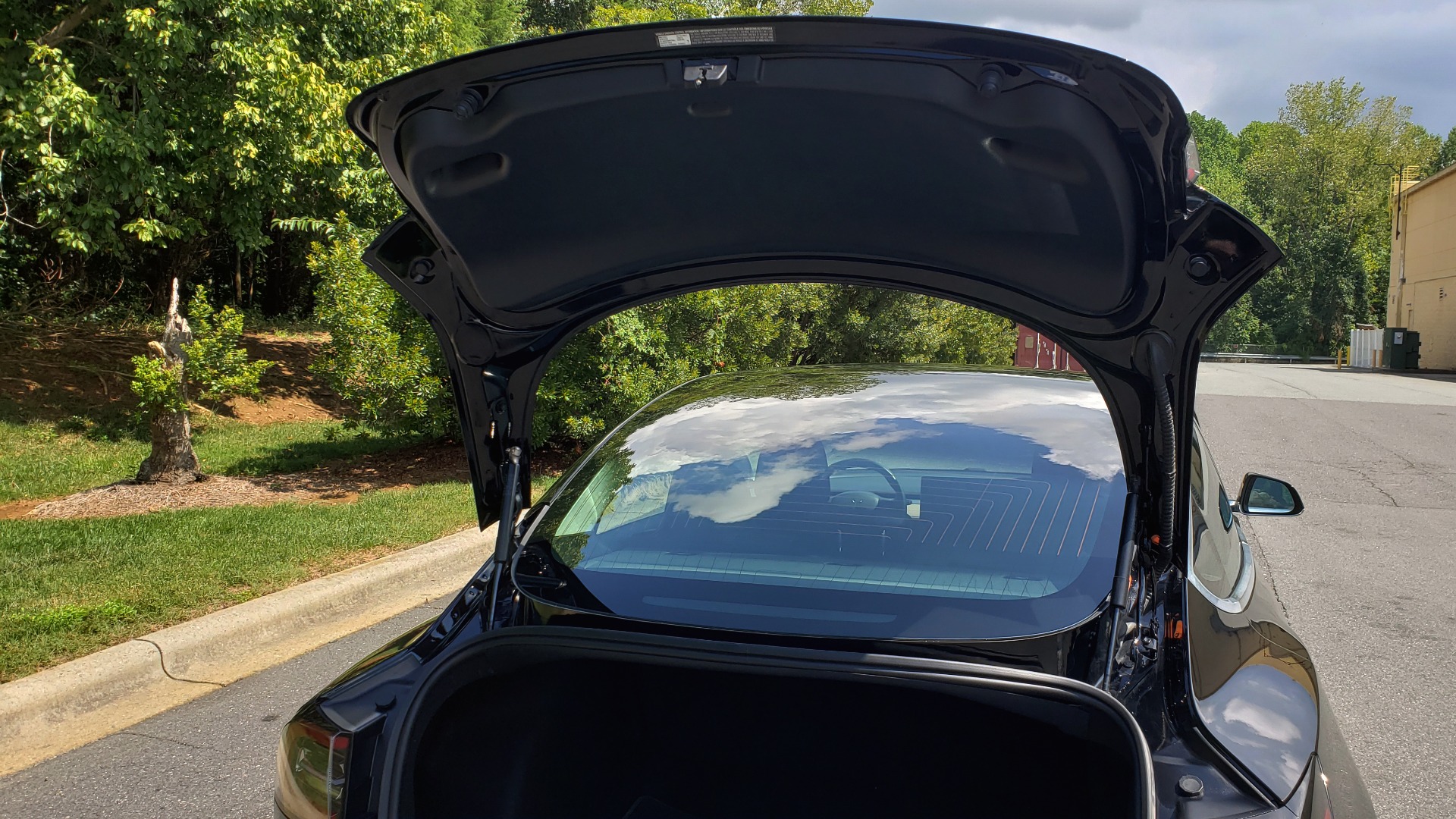 Used 2018 Tesla MODEL 3 LONG RANGE BATTERY / NAV / GLASS ROOF / REARVIEW for sale Sold at Formula Imports in Charlotte NC 28227 15