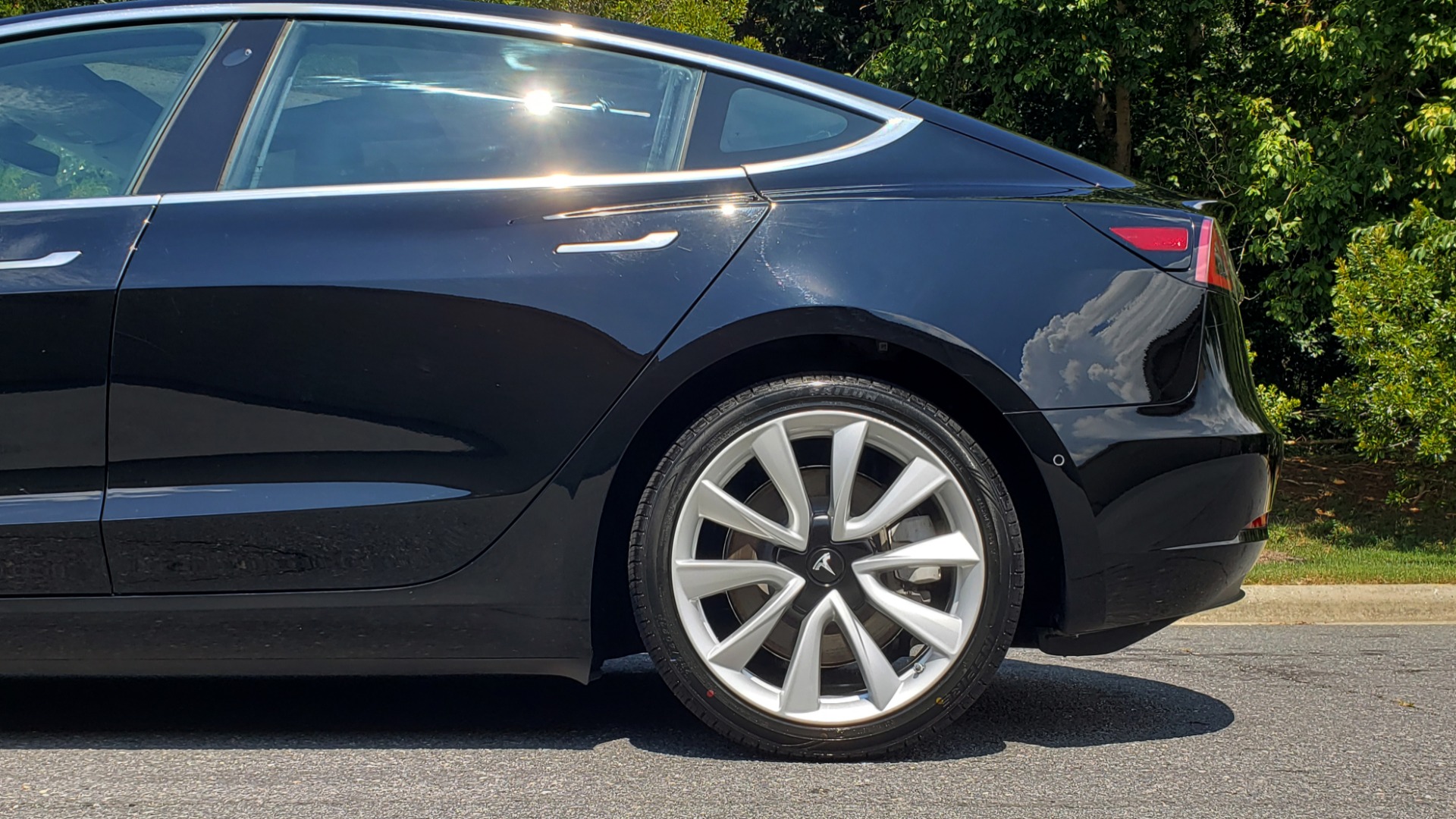 Used 2018 Tesla MODEL 3 LONG RANGE BATTERY / NAV / GLASS ROOF / REARVIEW for sale Sold at Formula Imports in Charlotte NC 28227 71