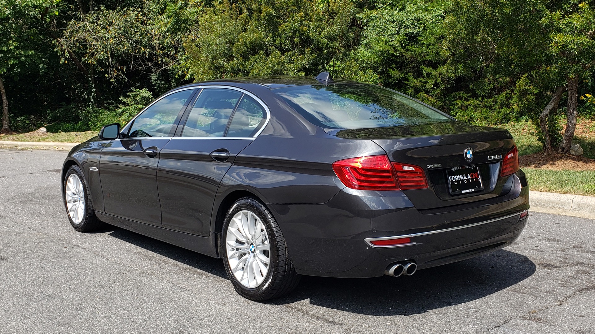 Used 2016 BMW 5 SERIES 528I XDRIVE / PREM / LUX / DRVR ASST / CLD WTHR / REARVIEW for sale Sold at Formula Imports in Charlotte NC 28227 6