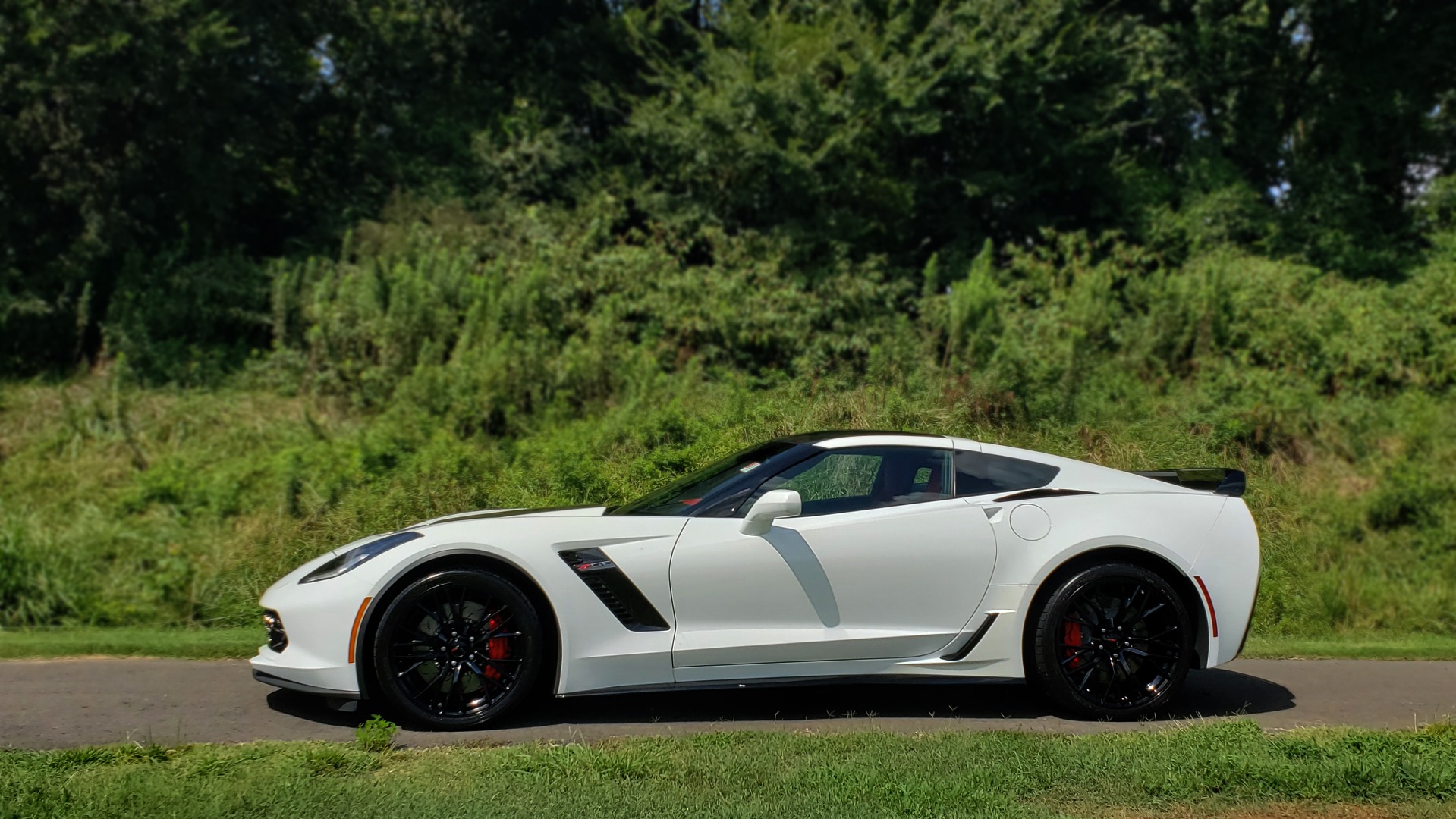 Used 2015 Chevrolet CORVETTE Z06 3LZ / 6.2L SUPERCHARGED 650HP / NAV / BOSE / REARVIEW for sale Sold at Formula Imports in Charlotte NC 28227 10