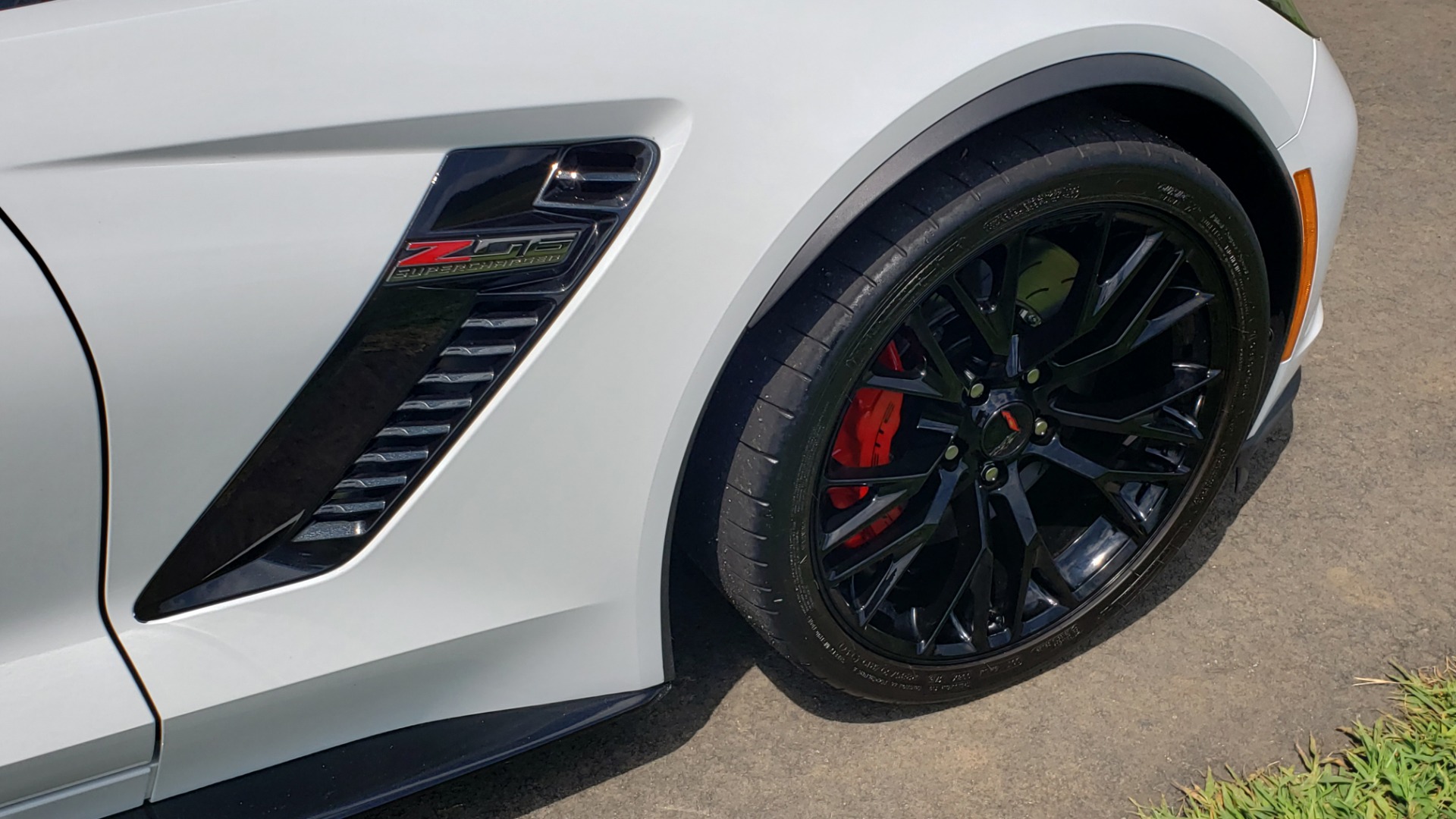 Used 2015 Chevrolet CORVETTE Z06 3LZ / 6.2L SUPERCHARGED 650HP / NAV / BOSE / REARVIEW for sale Sold at Formula Imports in Charlotte NC 28227 44