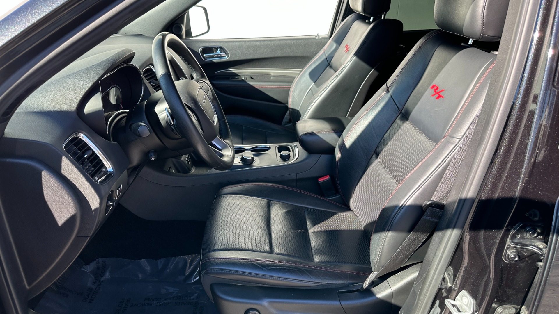 Used 2015 Dodge Durango R/T / HEMI V8 / CAPTAINS CHAIRS / 3 ROW SEATING / TECH PKG / NAPPA LEATHER for sale Sold at Formula Imports in Charlotte NC 28227 12