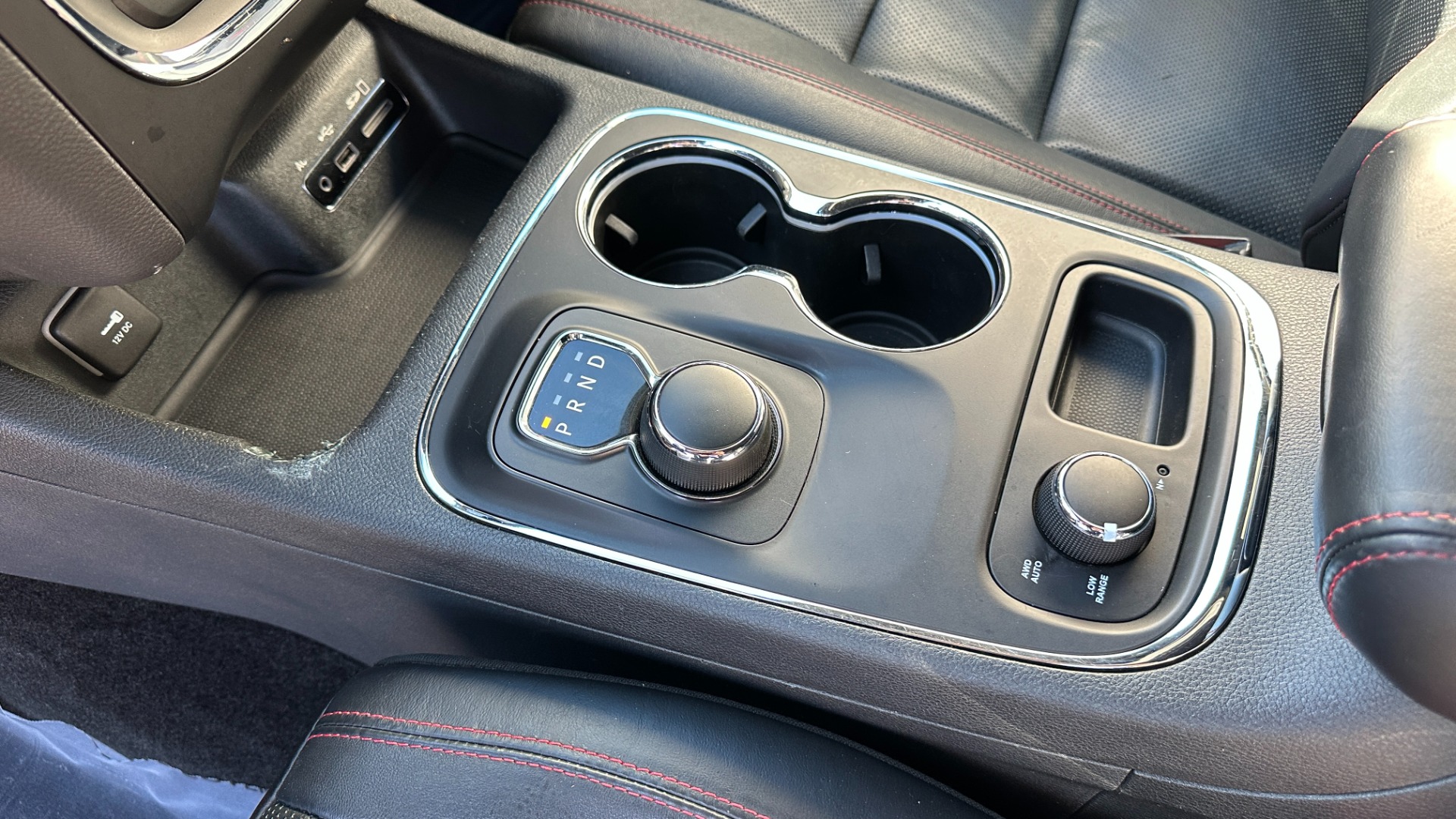 Used 2015 Dodge Durango R/T / HEMI V8 / CAPTAINS CHAIRS / 3 ROW SEATING / TECH PKG / NAPPA LEATHER for sale Sold at Formula Imports in Charlotte NC 28227 21