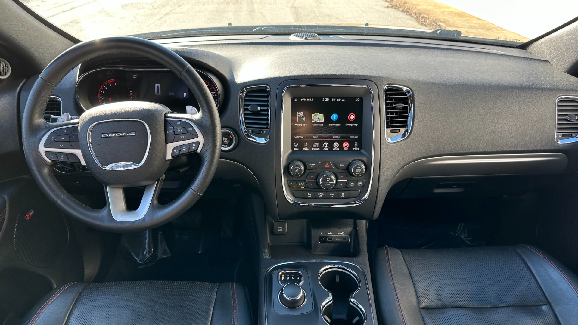 Used 2015 Dodge Durango R/T / HEMI V8 / CAPTAINS CHAIRS / 3 ROW SEATING / TECH PKG / NAPPA LEATHER for sale Sold at Formula Imports in Charlotte NC 28227 32