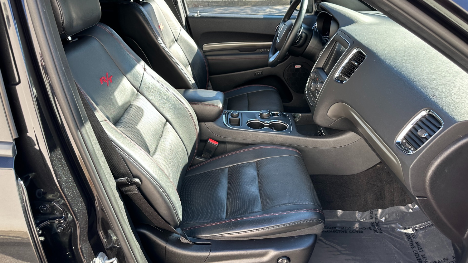 Used 2015 Dodge Durango R/T / HEMI V8 / CAPTAINS CHAIRS / 3 ROW SEATING / TECH PKG / NAPPA LEATHER for sale Sold at Formula Imports in Charlotte NC 28227 41