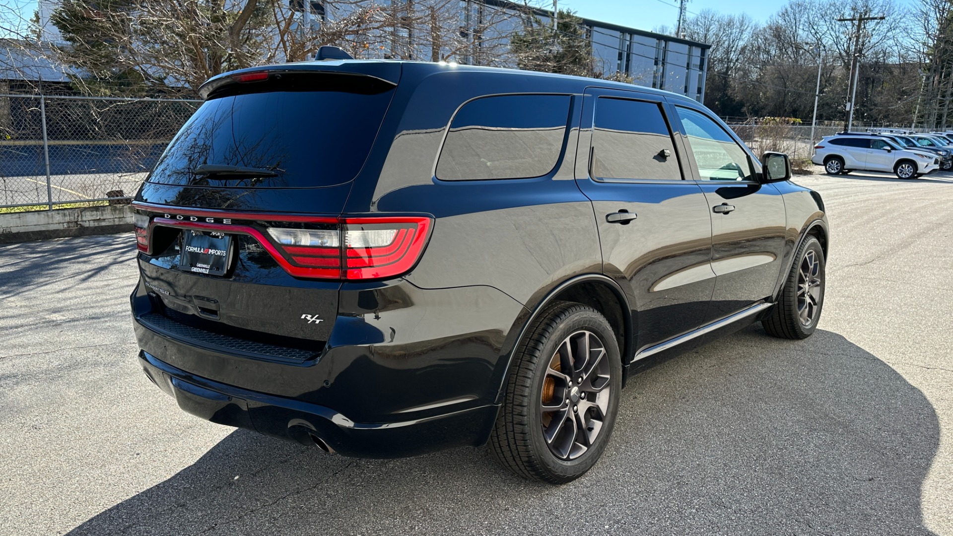 Used 2015 Dodge Durango R/T / HEMI V8 / CAPTAINS CHAIRS / 3 ROW SEATING / TECH PKG / NAPPA LEATHER for sale Sold at Formula Imports in Charlotte NC 28227 7