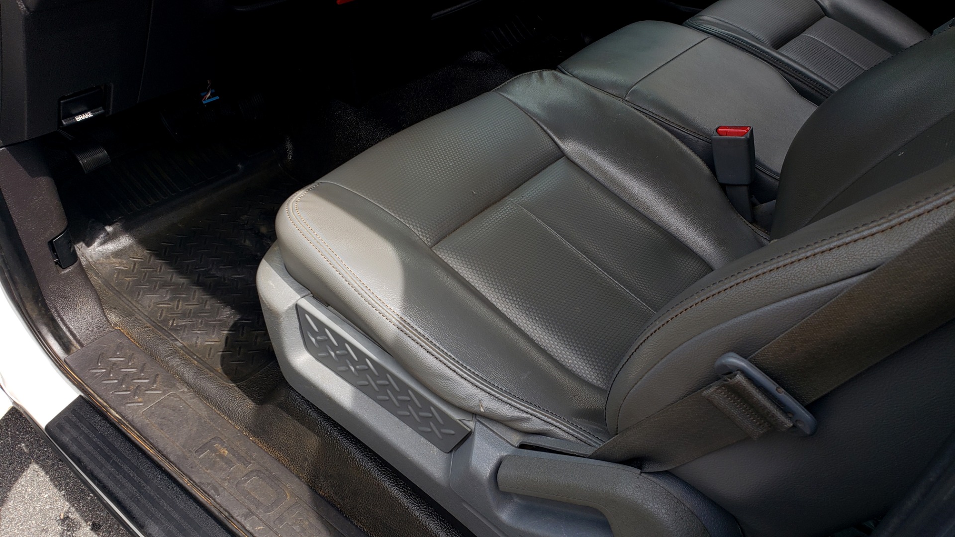 Used 2013 Ford F-150 XL / 2WD / 145 WB / 3.7L V6 / 6-SPD AUTO / TOW PKG for sale Sold at Formula Imports in Charlotte NC 28227 13