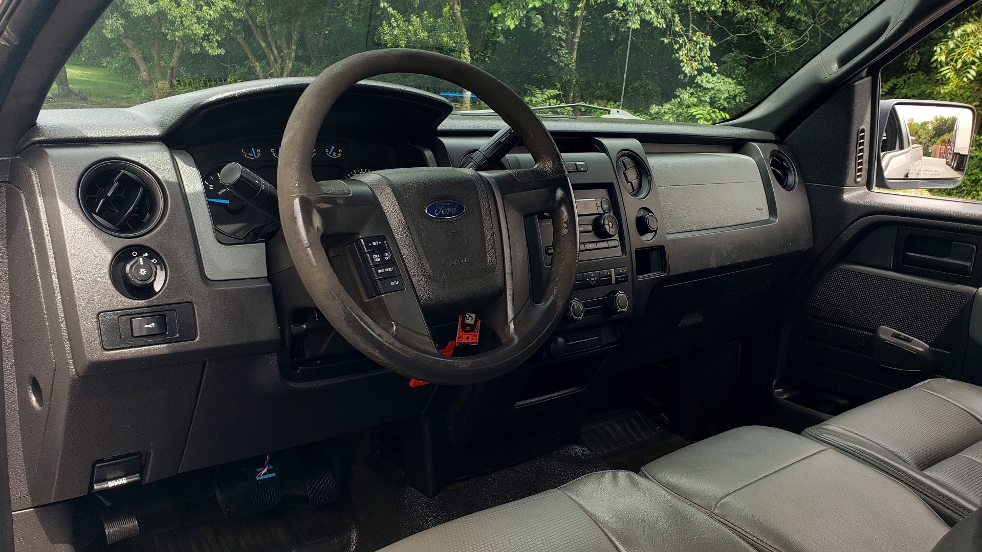 Used 2013 Ford F-150 XL / 2WD / 145 WB / 3.7L V6 / 6-SPD AUTO / TOW PKG for sale Sold at Formula Imports in Charlotte NC 28227 14