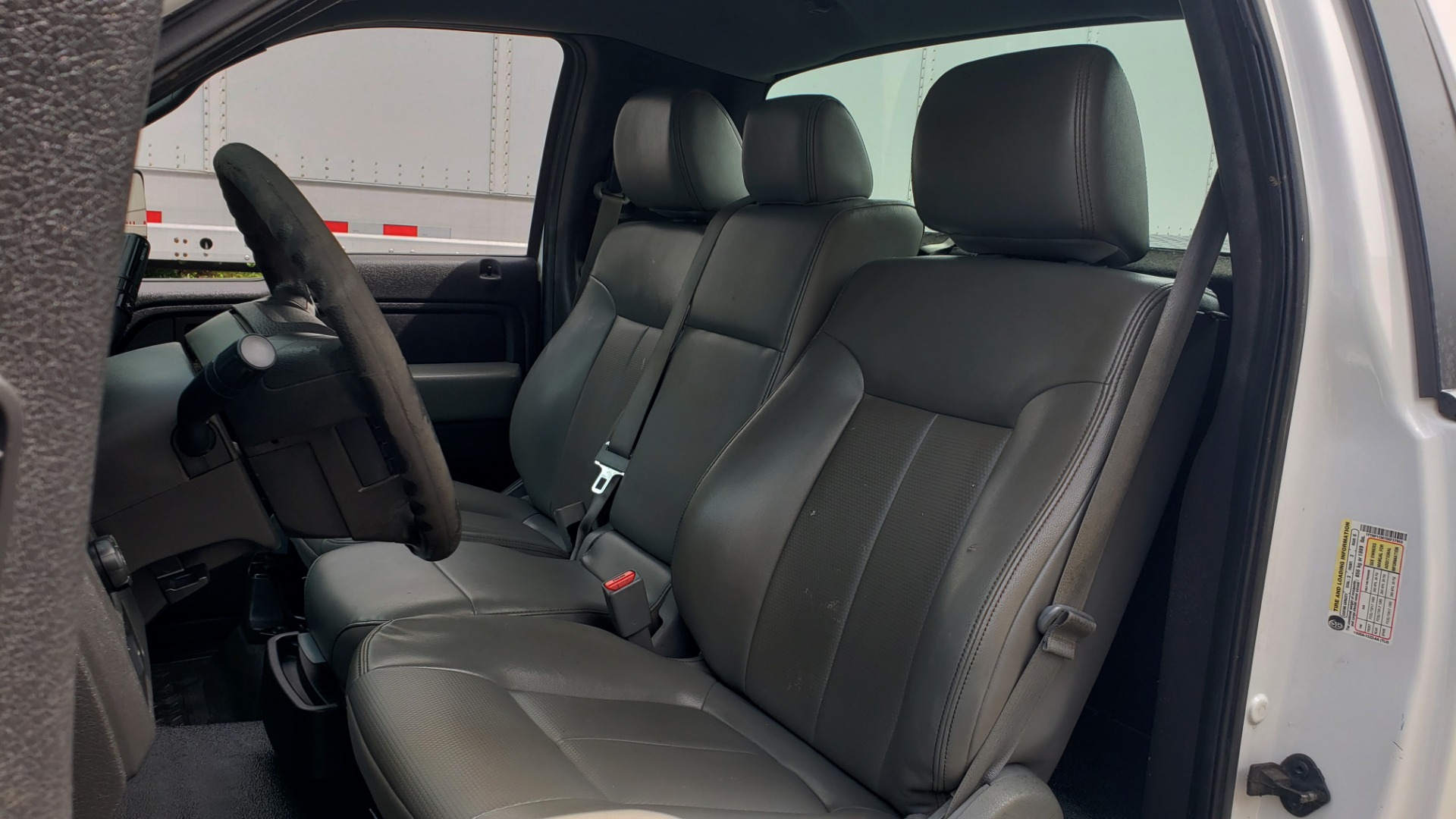 Used 2013 Ford F-150 XL / 2WD / 145 WB / 3.7L V6 / 6-SPD AUTO / TOW PKG for sale Sold at Formula Imports in Charlotte NC 28227 15