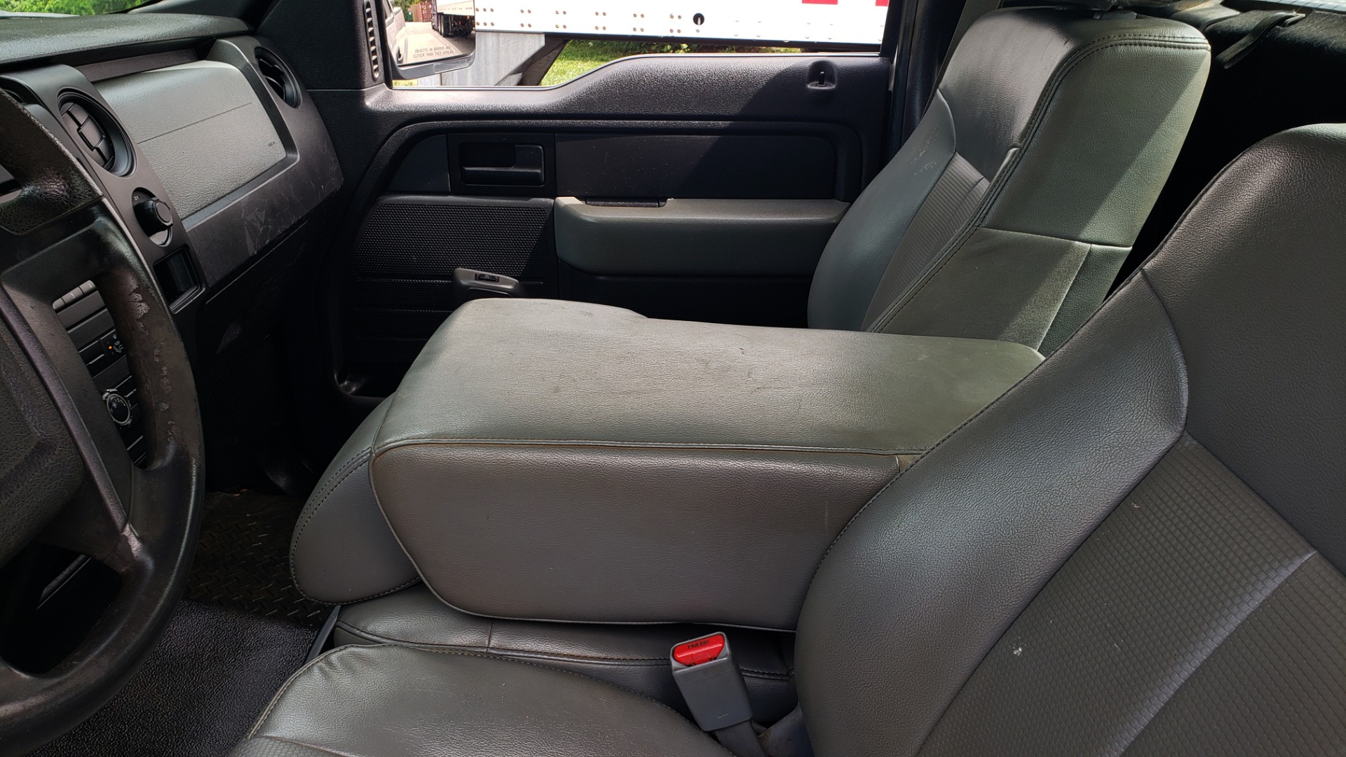 Used 2013 Ford F-150 XL / 2WD / 145 WB / 3.7L V6 / 6-SPD AUTO / TOW PKG for sale Sold at Formula Imports in Charlotte NC 28227 16