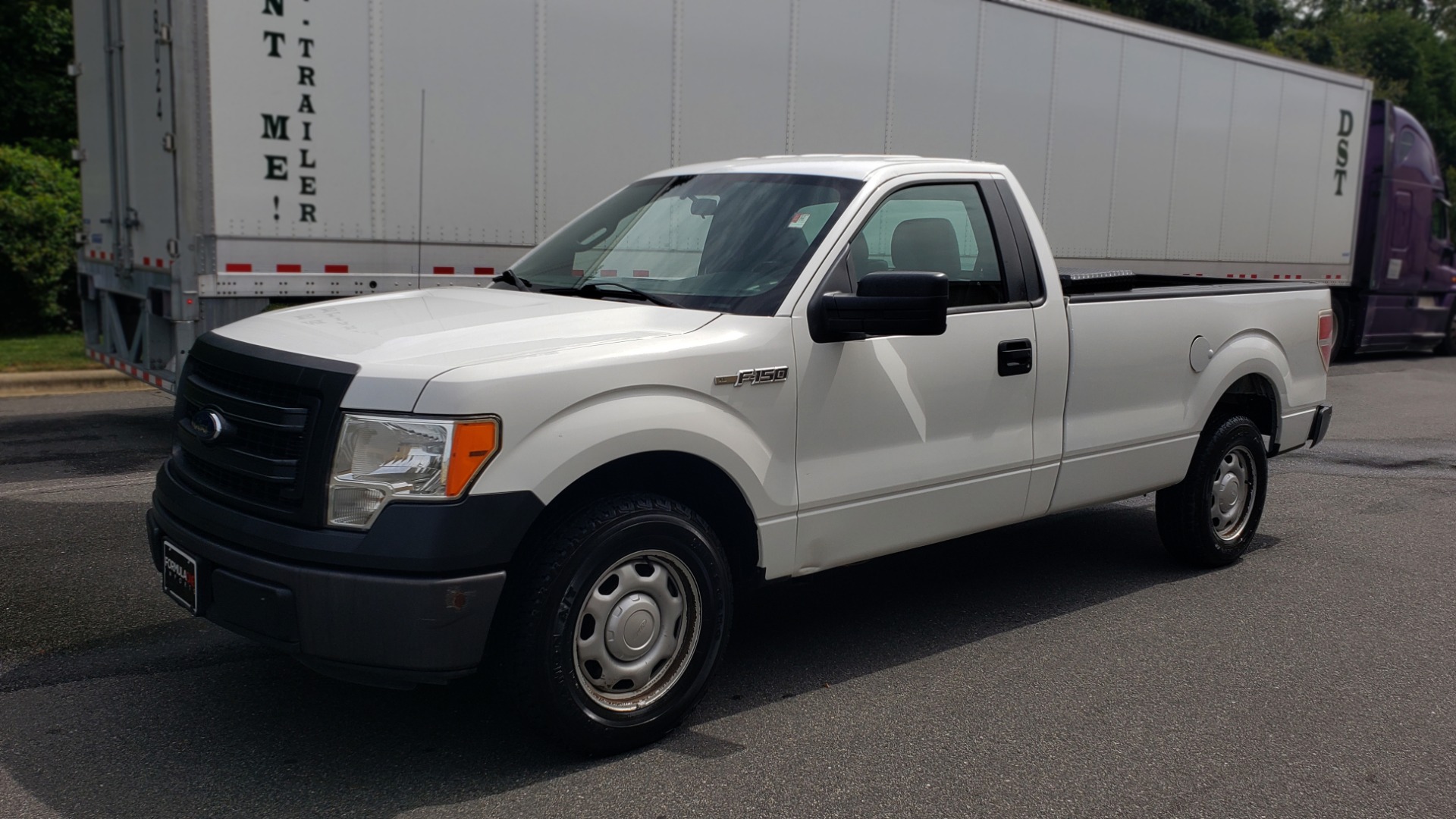 Used 2013 Ford F-150 XL / 2WD / 145 WB / 3.7L V6 / 6-SPD AUTO / TOW PKG for sale Sold at Formula Imports in Charlotte NC 28227 1