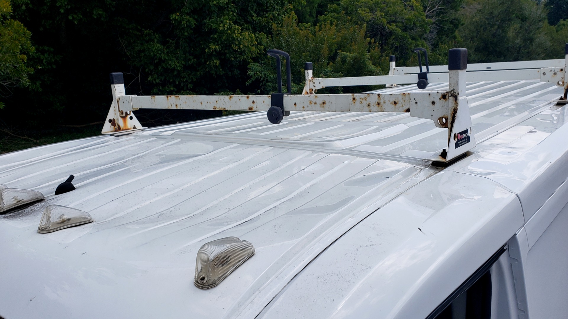 Used 2015 Ram PROMASTER CARGO VAN 1500 / LOW ROOF / 136IN WB / ROOF RACK / 1-OWNER for sale Sold at Formula Imports in Charlotte NC 28227 10
